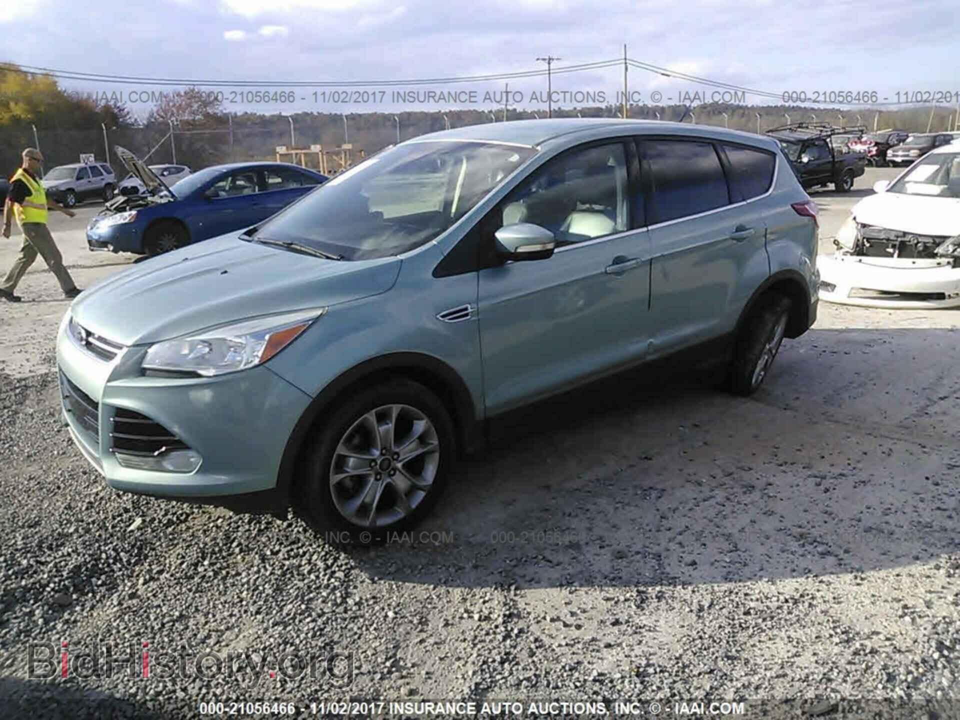 2013 Ford Escape - VIN: 1FMCU0HX9DUB02880 - Photo 2