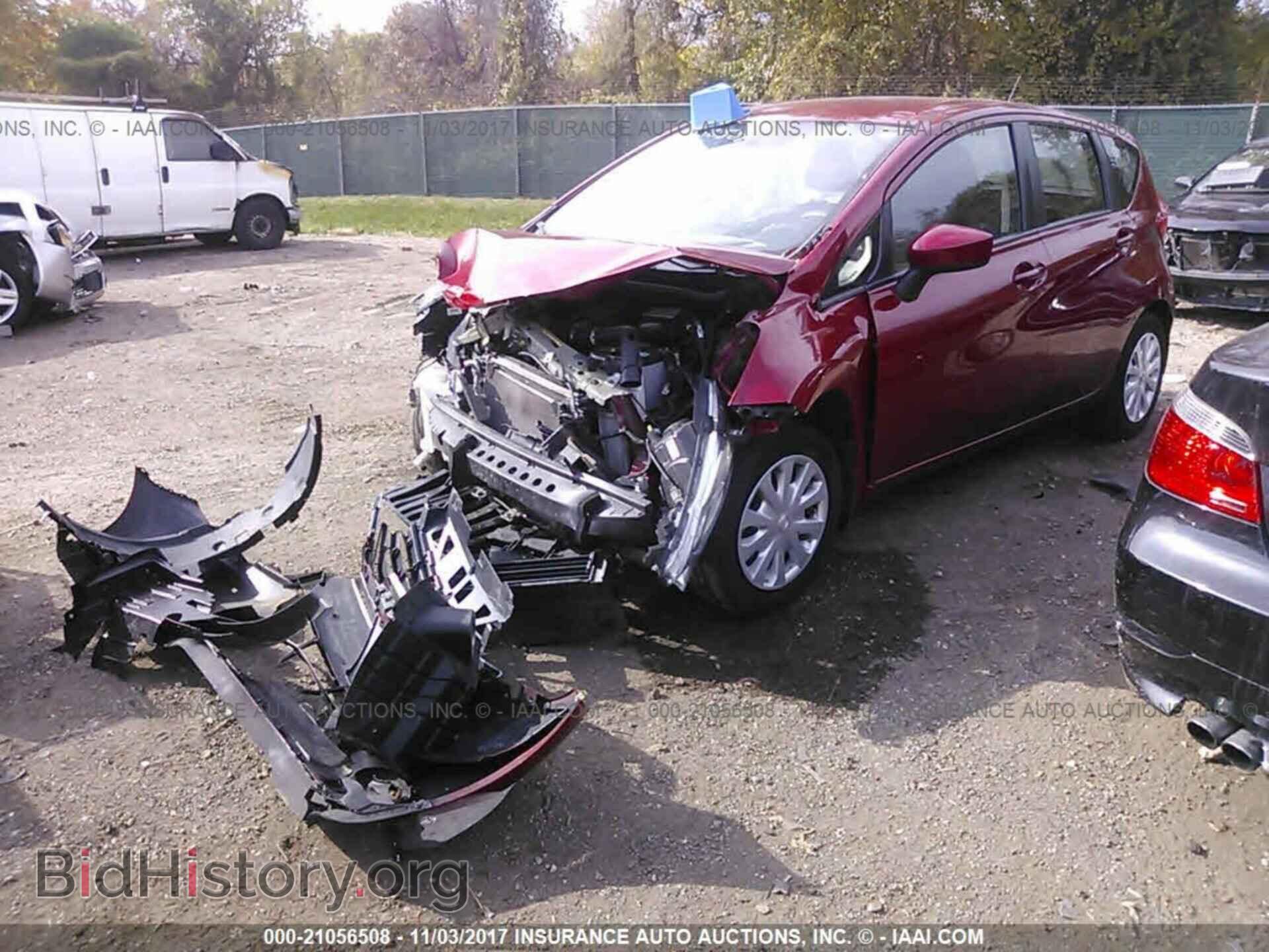 2015 Nissan Versa note - VIN: 3N1CE2CP7FL359279 - Photo 2