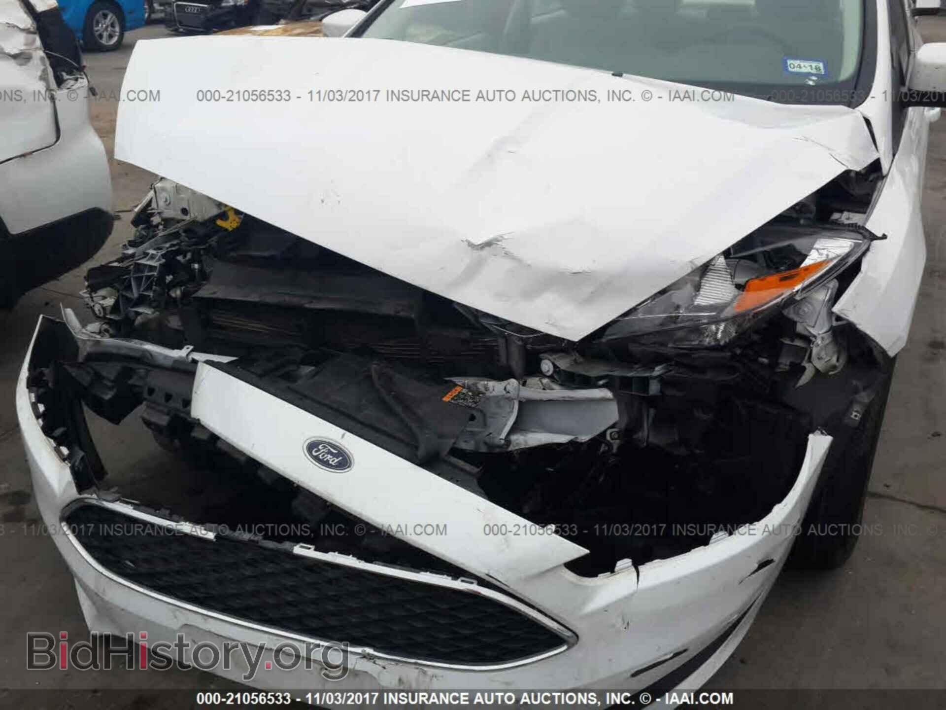 2016 Ford Focus - VIN: 1FADP3F24GL310058 - Photo 6