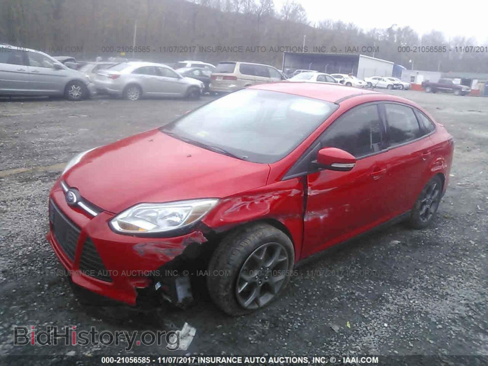 2014 Ford Focus - VIN: 1FADP3F27EL143126 - Photo 2