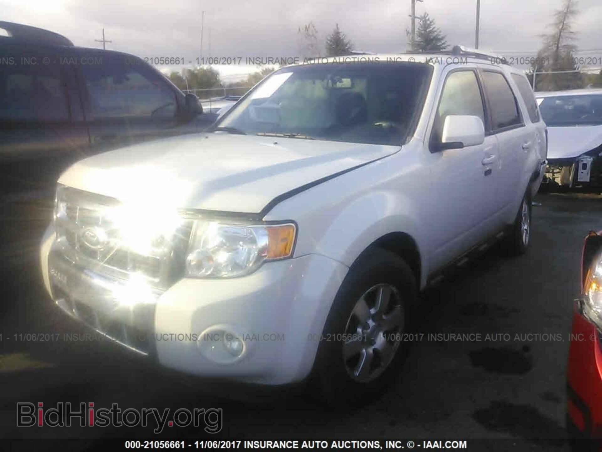 2011 Ford Escape - VIN: 1FMCU0E71BKB02613 - Photo 2