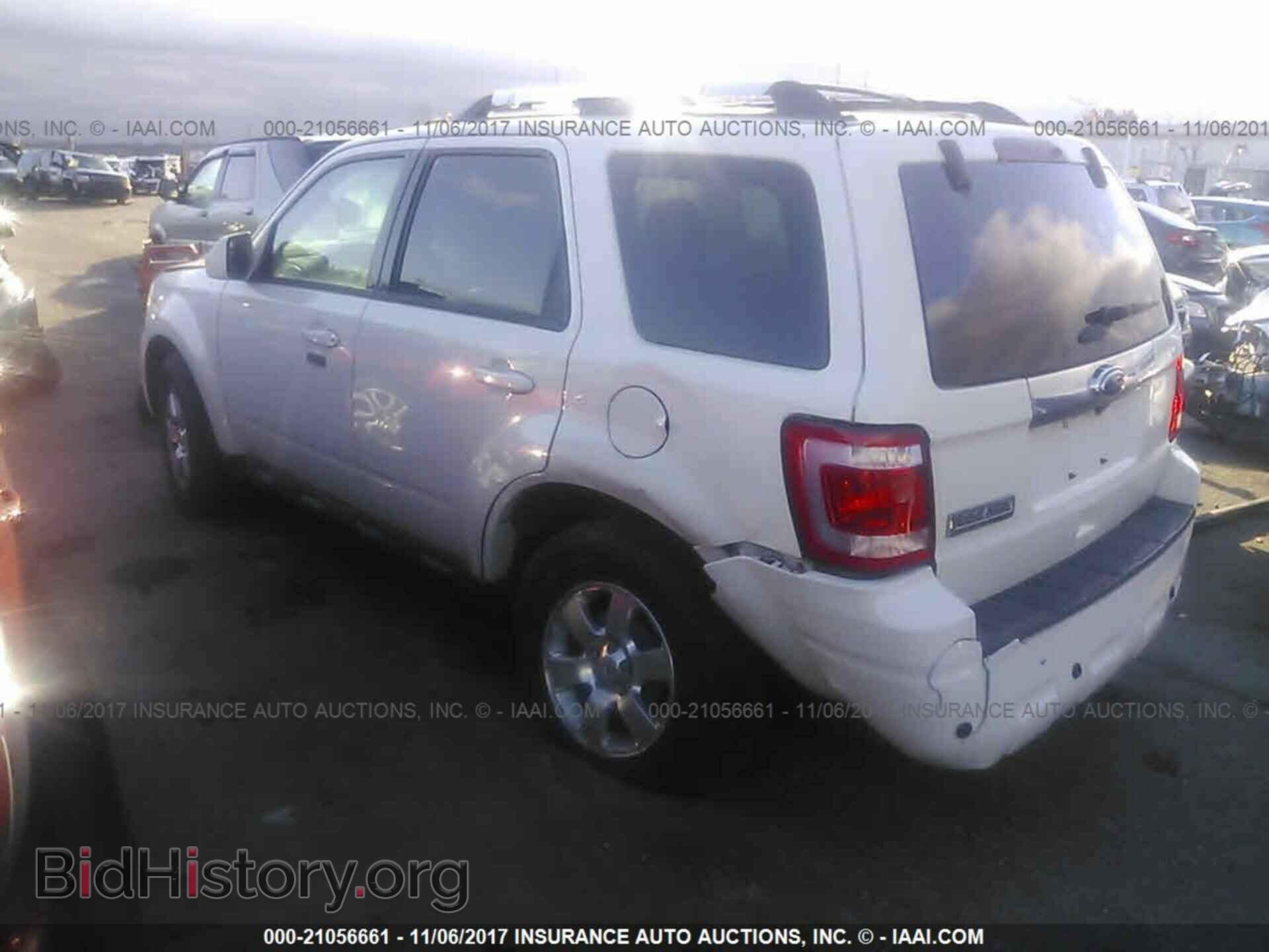 2011 Ford Escape - VIN: 1FMCU0E71BKB02613 - Photo 3