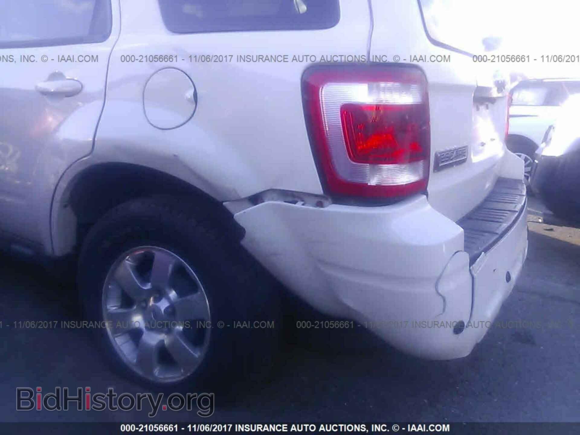2011 Ford Escape - VIN: 1FMCU0E71BKB02613 - Photo 6