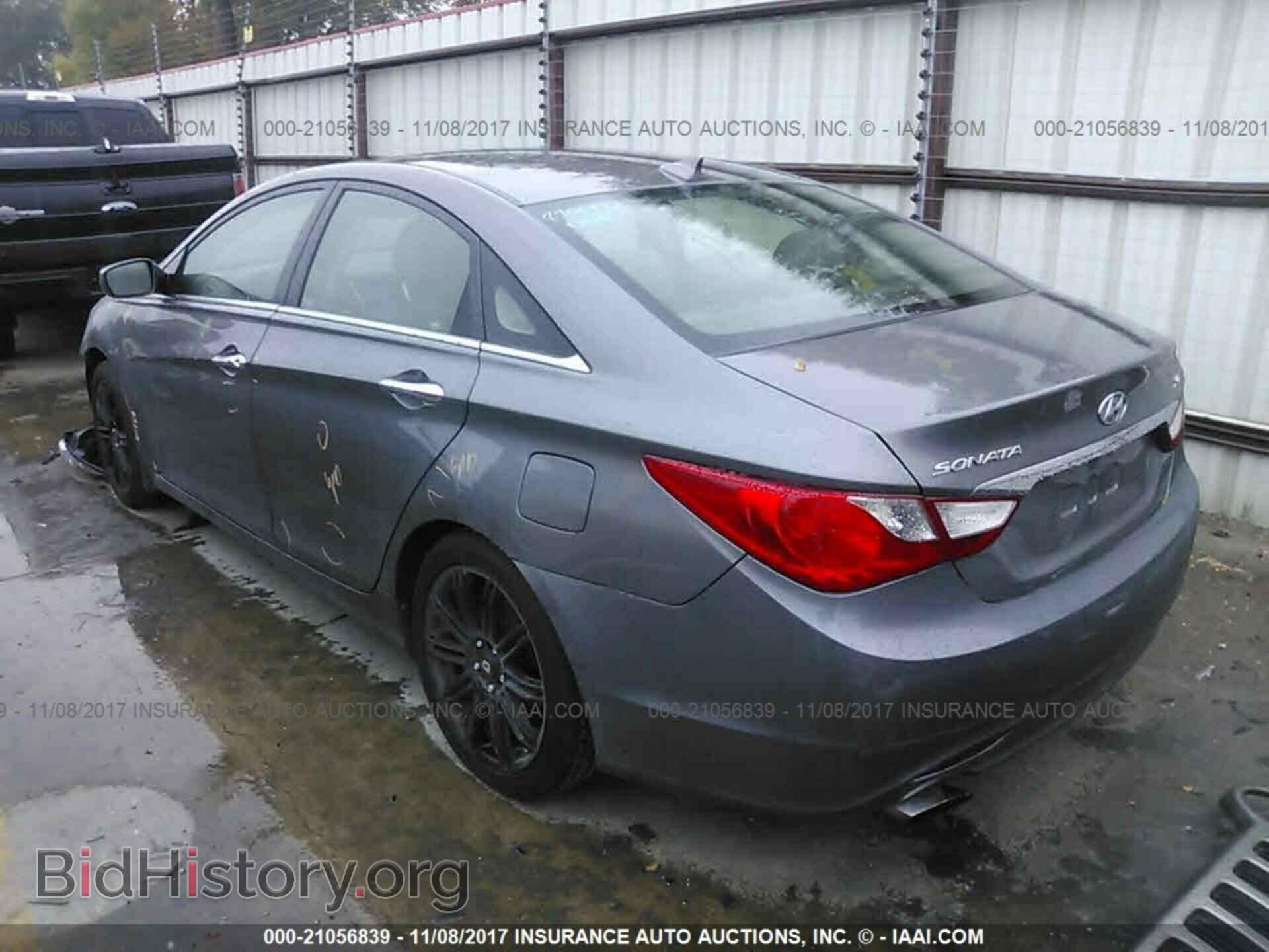 2012 Hyundai Sonata - VIN: 5NPEC4AB0CH428632 - Фото 3