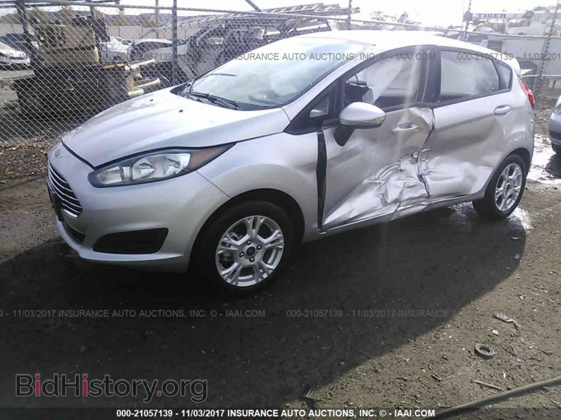 2016 Ford Fiesta - VIN: 3FADP4EJ4GM107071 - Фото 2