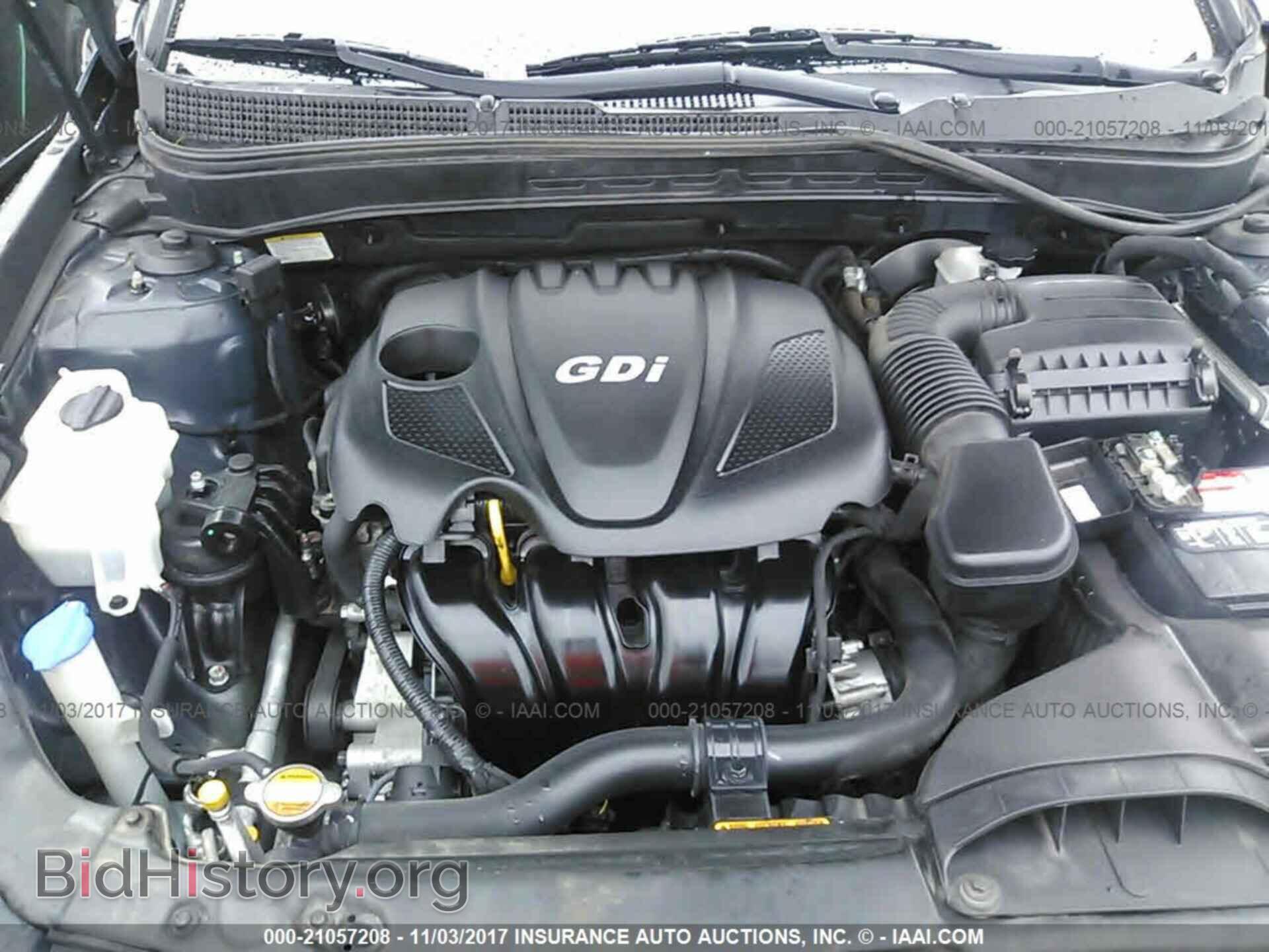 2012 Hyundai Sonata - VIN: 5NPEC4AC2CH383895 - Photo 10