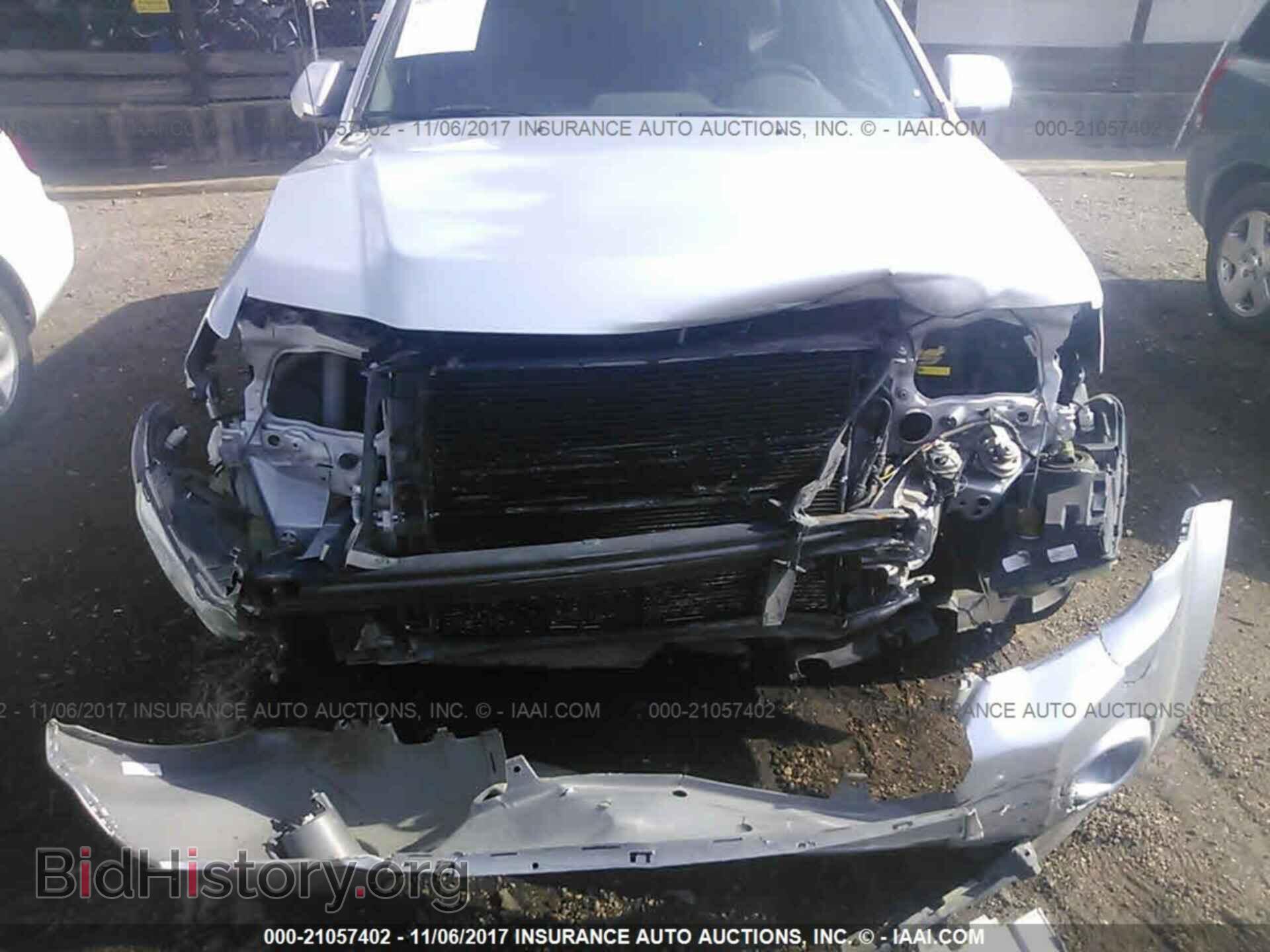 2011 Ford Escape - VIN: 1FMCU0EG2BKB48581 - Photo 6