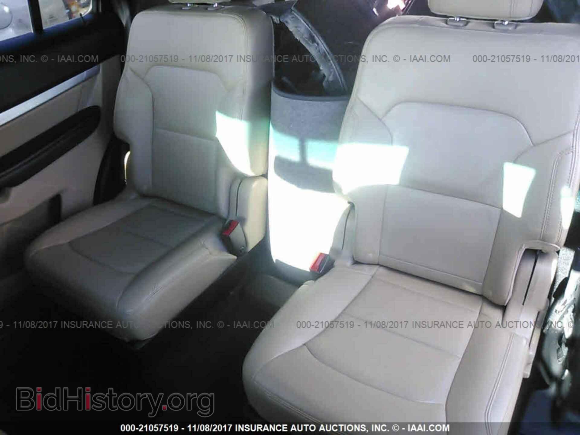 2016 Ford Explorer - VIN: 1FM5K7D80GGA51441 - Фото 8