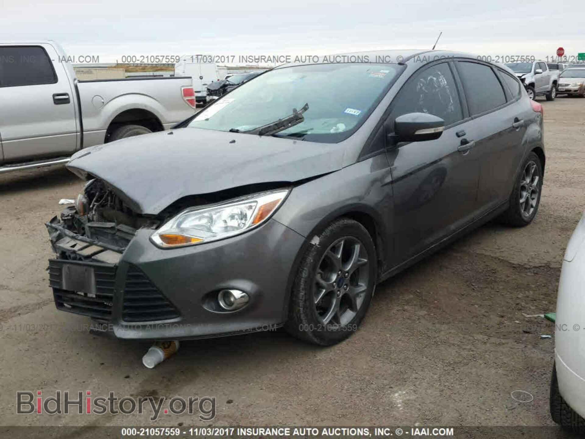 2014 Ford Focus - VIN: 1FADP3K2XEL168382 - Photo 2