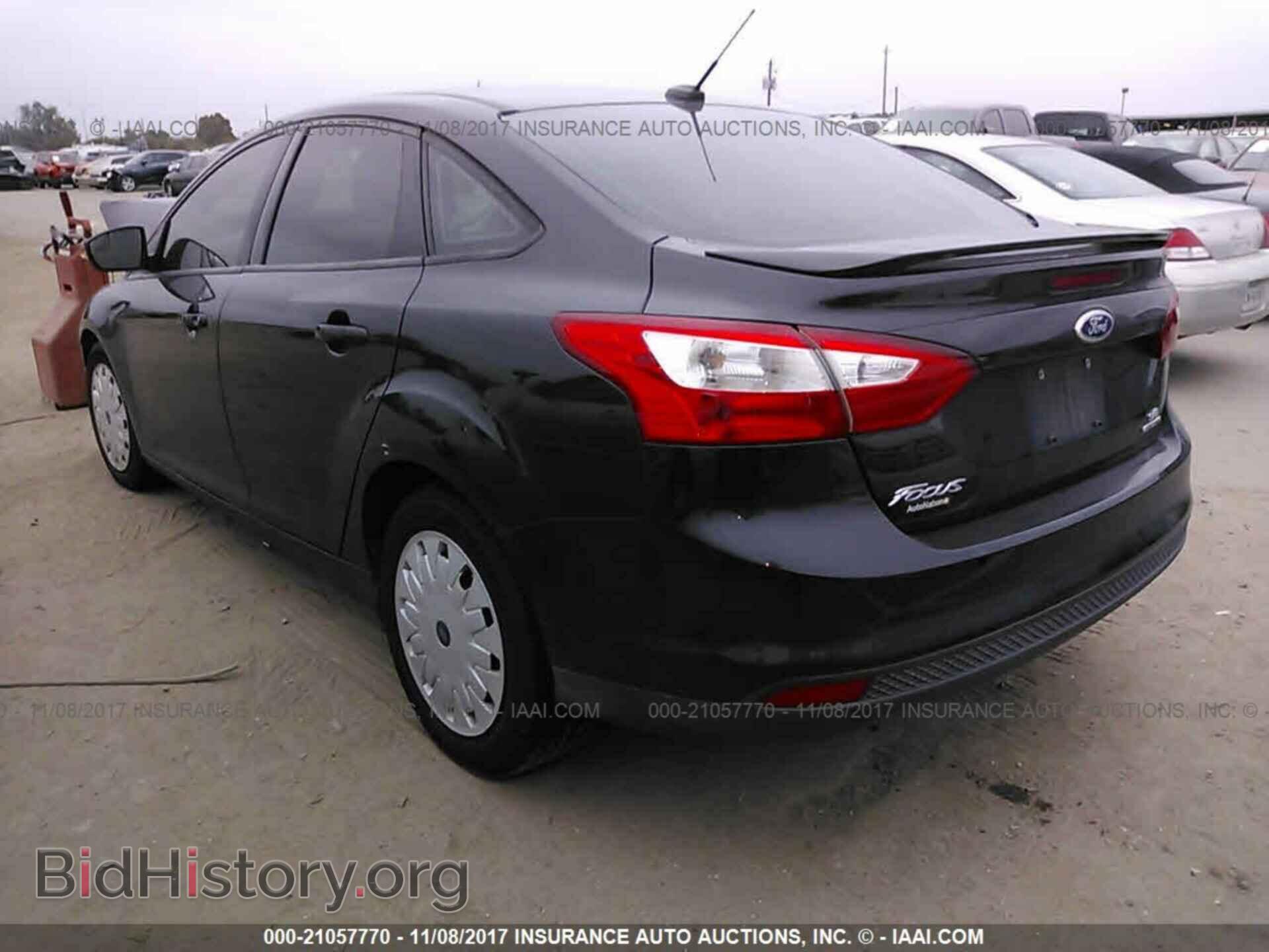 2013 Ford Focus - VIN: 1FADP3F20DL254504 - Фото 3