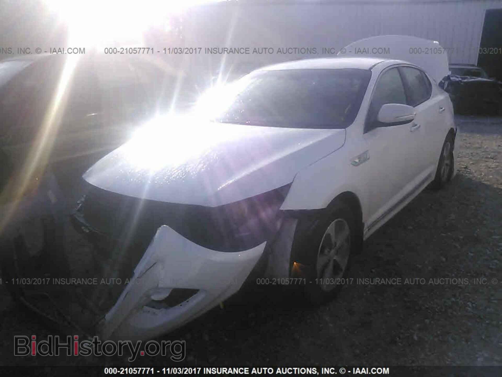 2015 Kia Optima - VIN: KNAGM4AD2F5081457 - Photo 2