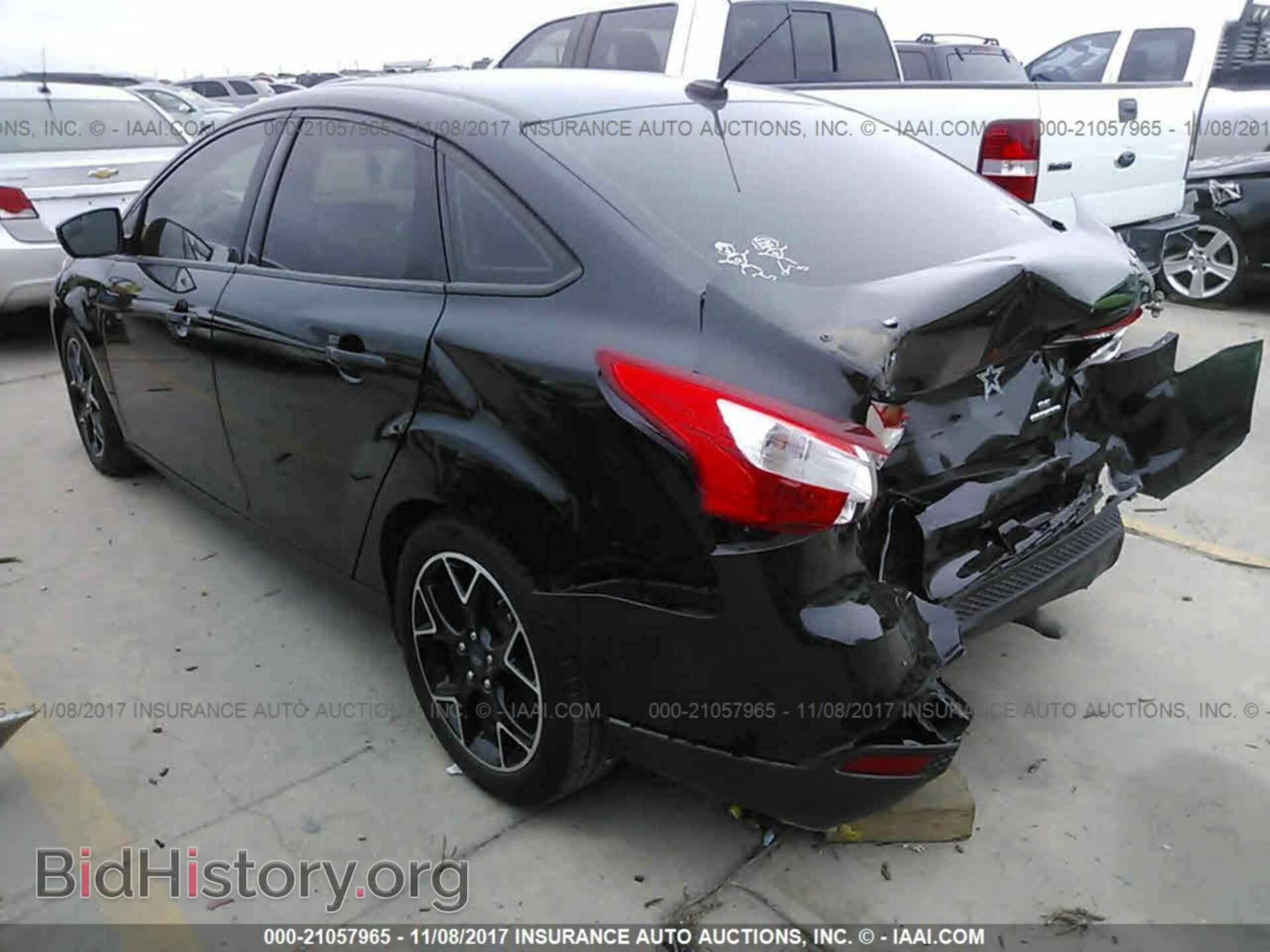 2014 Ford Focus - VIN: 1FADP3F26EL236333 - Photo 3