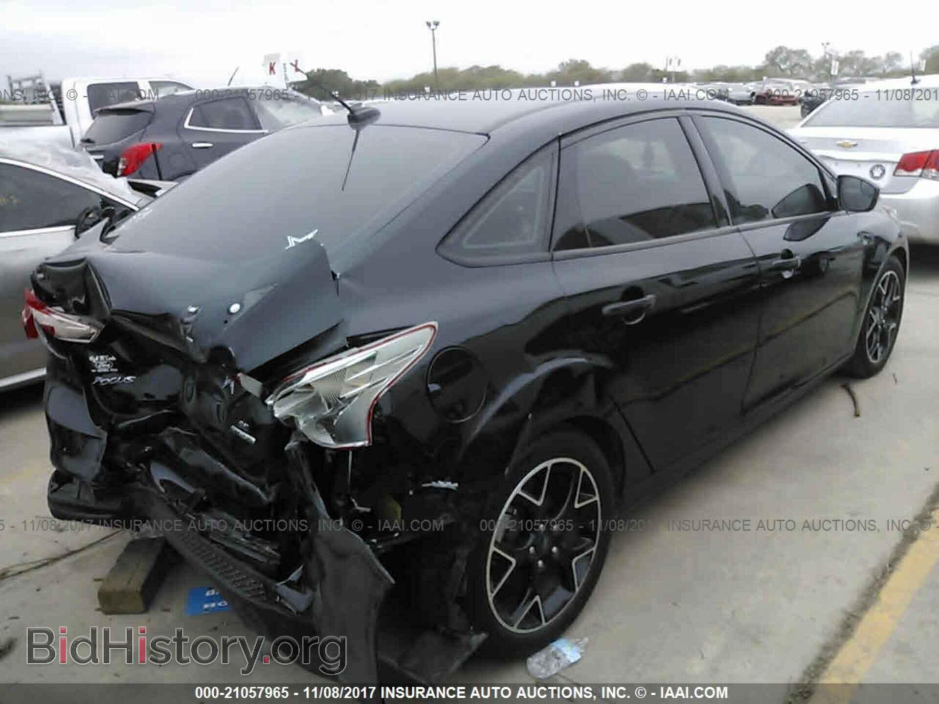 2014 Ford Focus - VIN: 1FADP3F26EL236333 - Photo 4