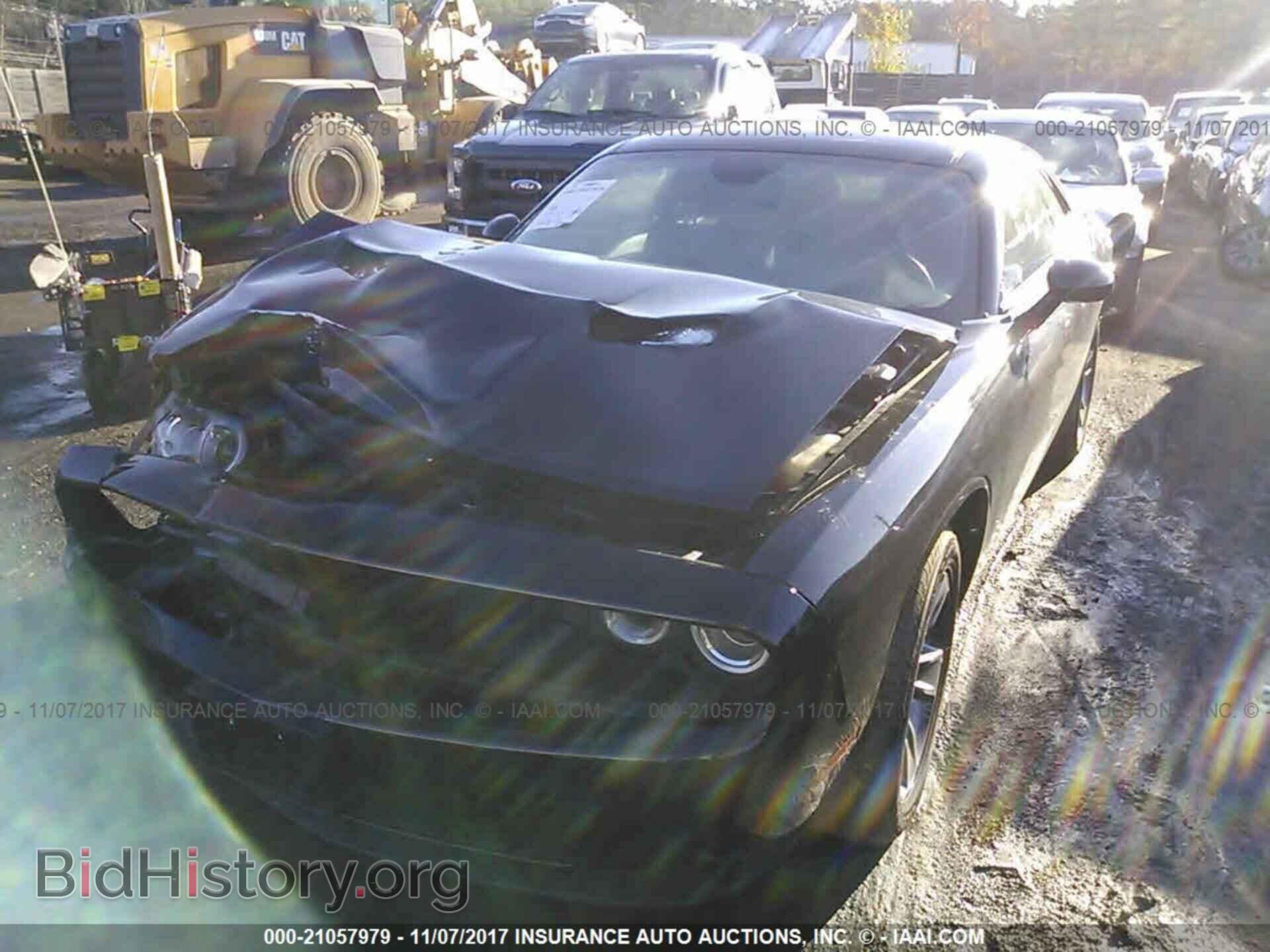 2016 Dodge Challenger - VIN: 2C3CDZAG3GH130804 - Фото 2