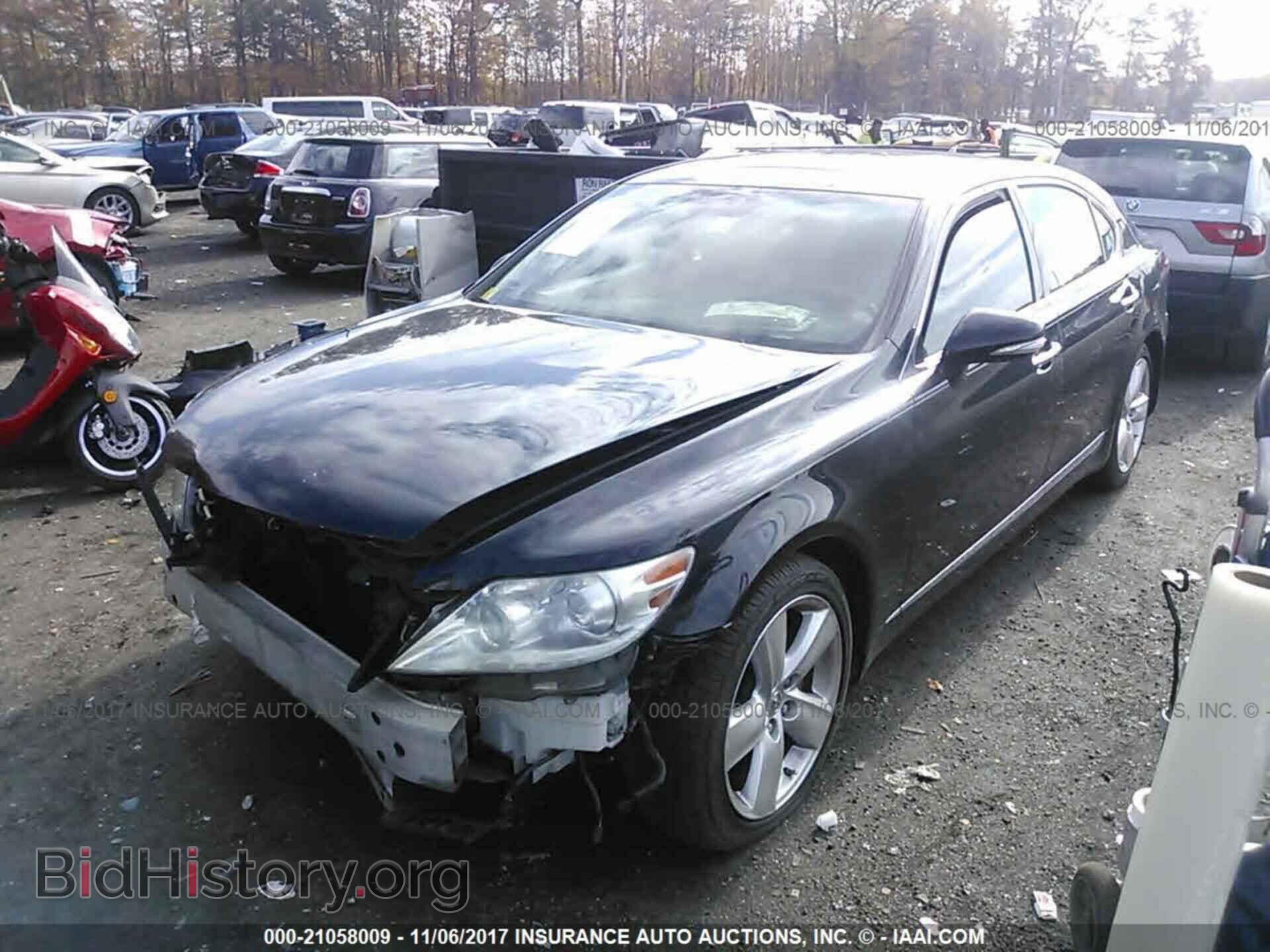2012 Lexus Ls - VIN: JTHGL5EF4C5045321 - Photo 2