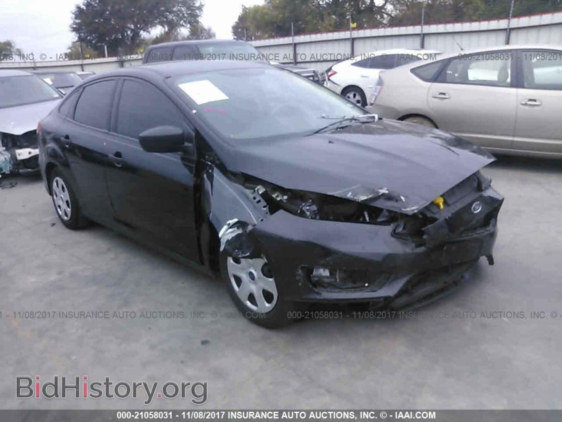 Photo 1FADP3E26FL323376 - Ford Focus 2015