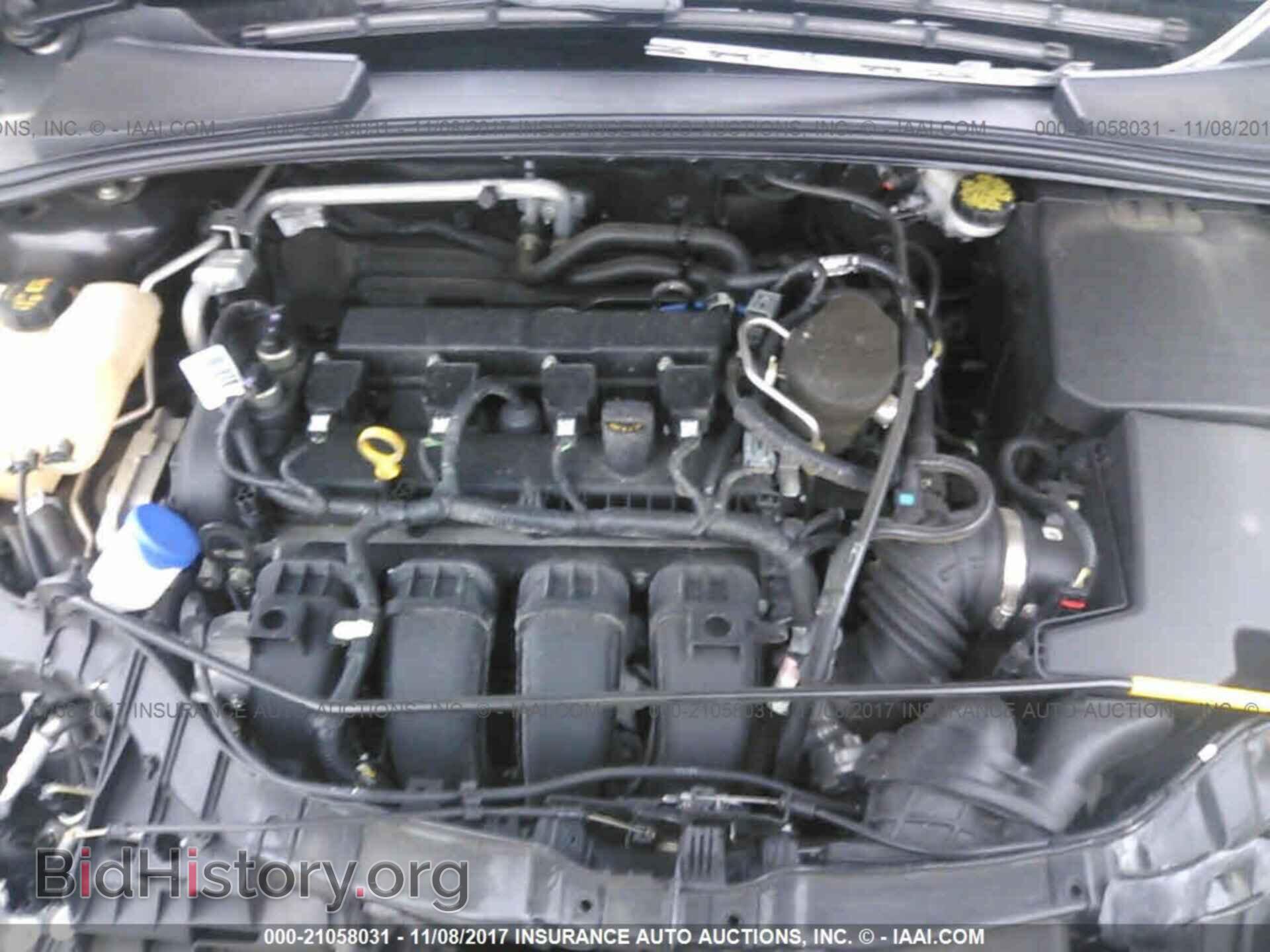 2015 Ford Focus - VIN: 1FADP3E26FL323376 - Photo 10