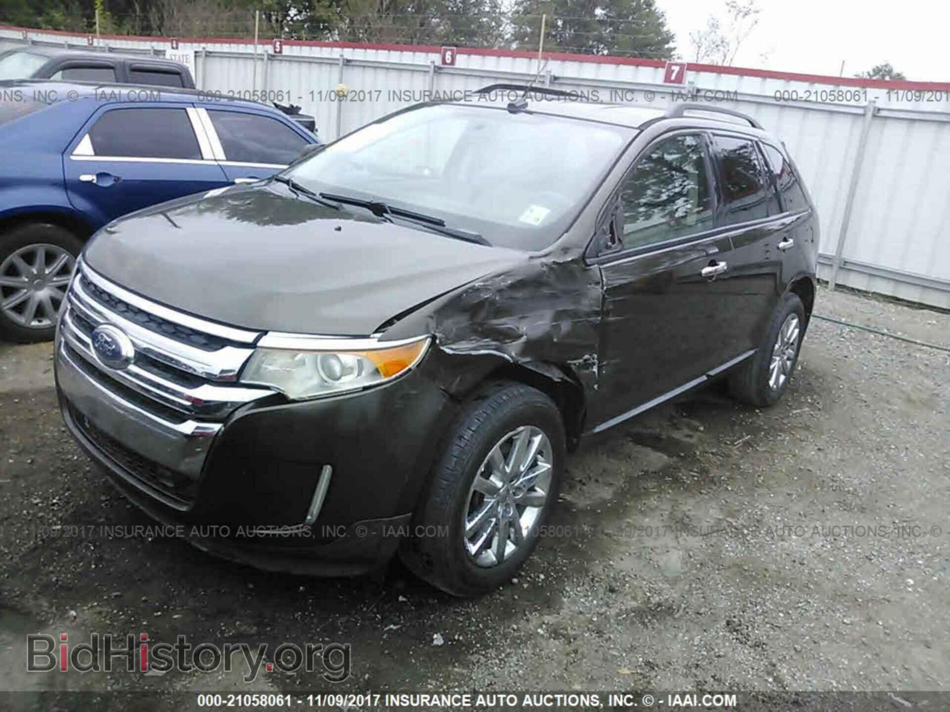 2011 Ford Edge - VIN: 2FMDK3JC3BBA49518 - Photo 2