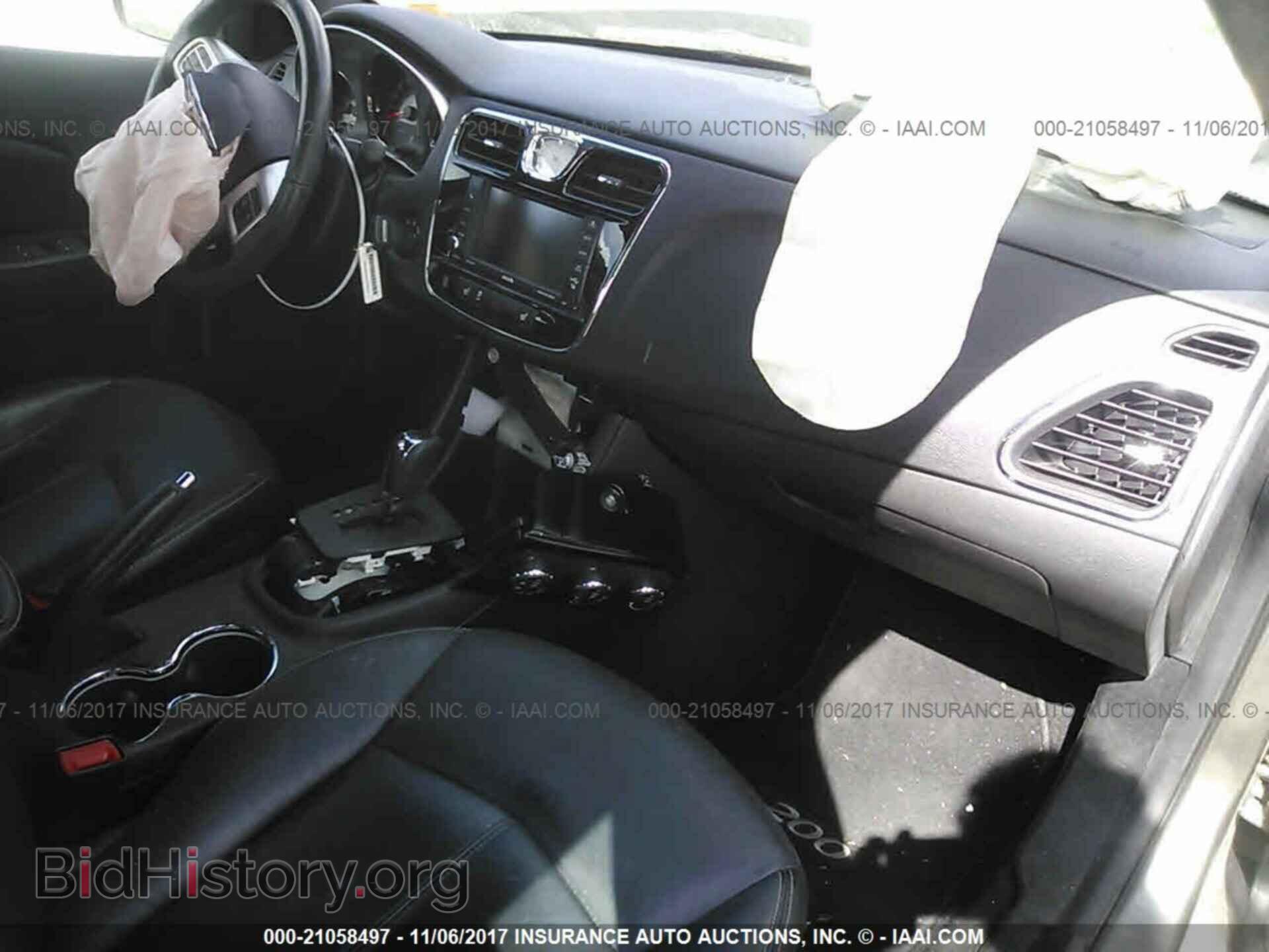 2012 Chrysler 200 - VIN: 1C3CCBCG9CN293174 - Фото 5