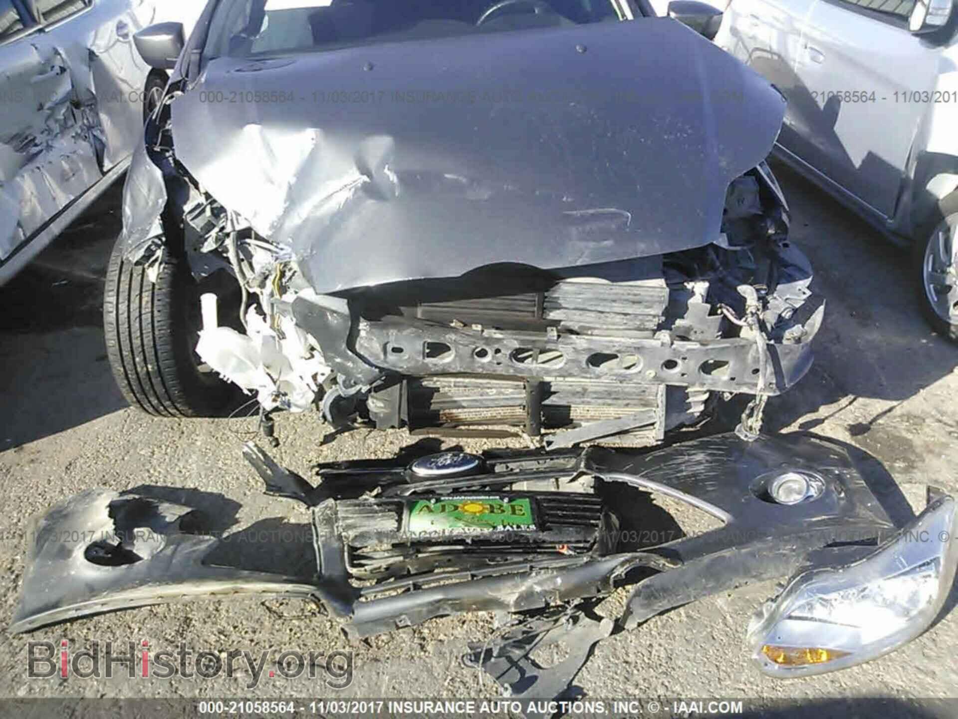 2012 Ford Focus - VIN: 1FAHP3F23CL476941 - Photo 6