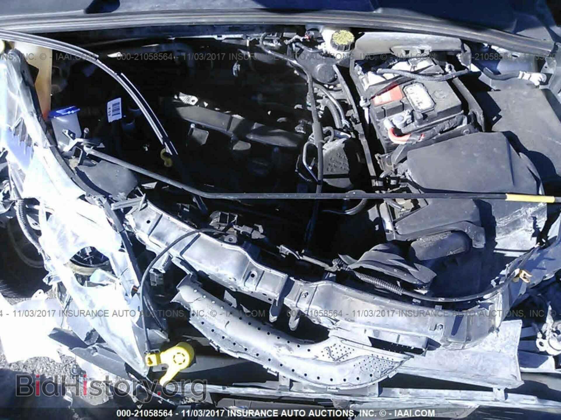 2012 Ford Focus - VIN: 1FAHP3F23CL476941 - Photo 10