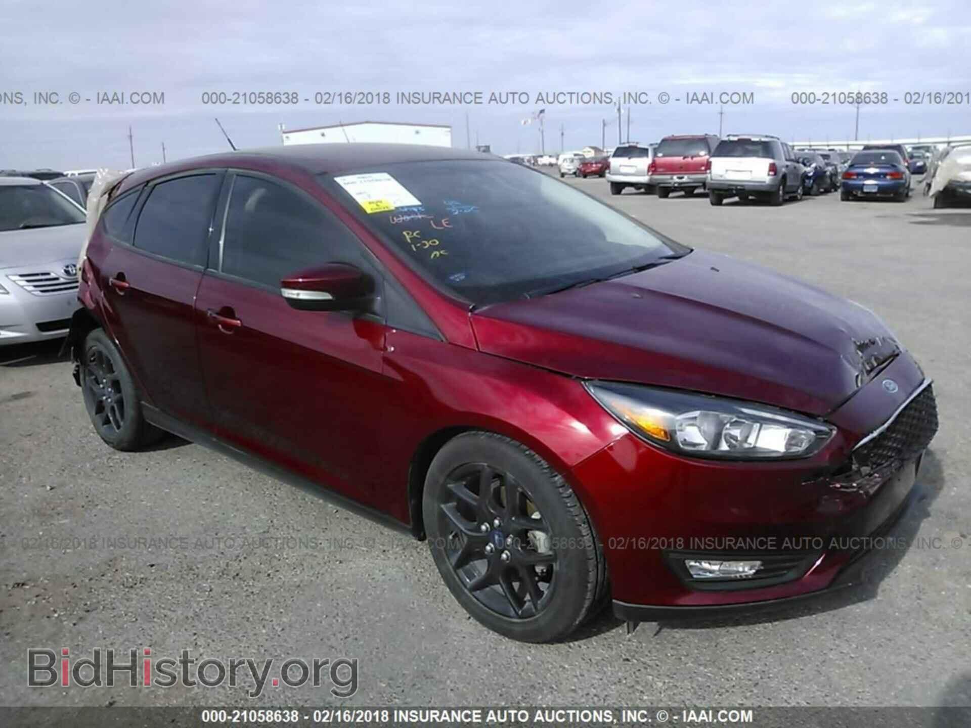 Photo 1FADP3K26GL212395 - Ford Focus 2016