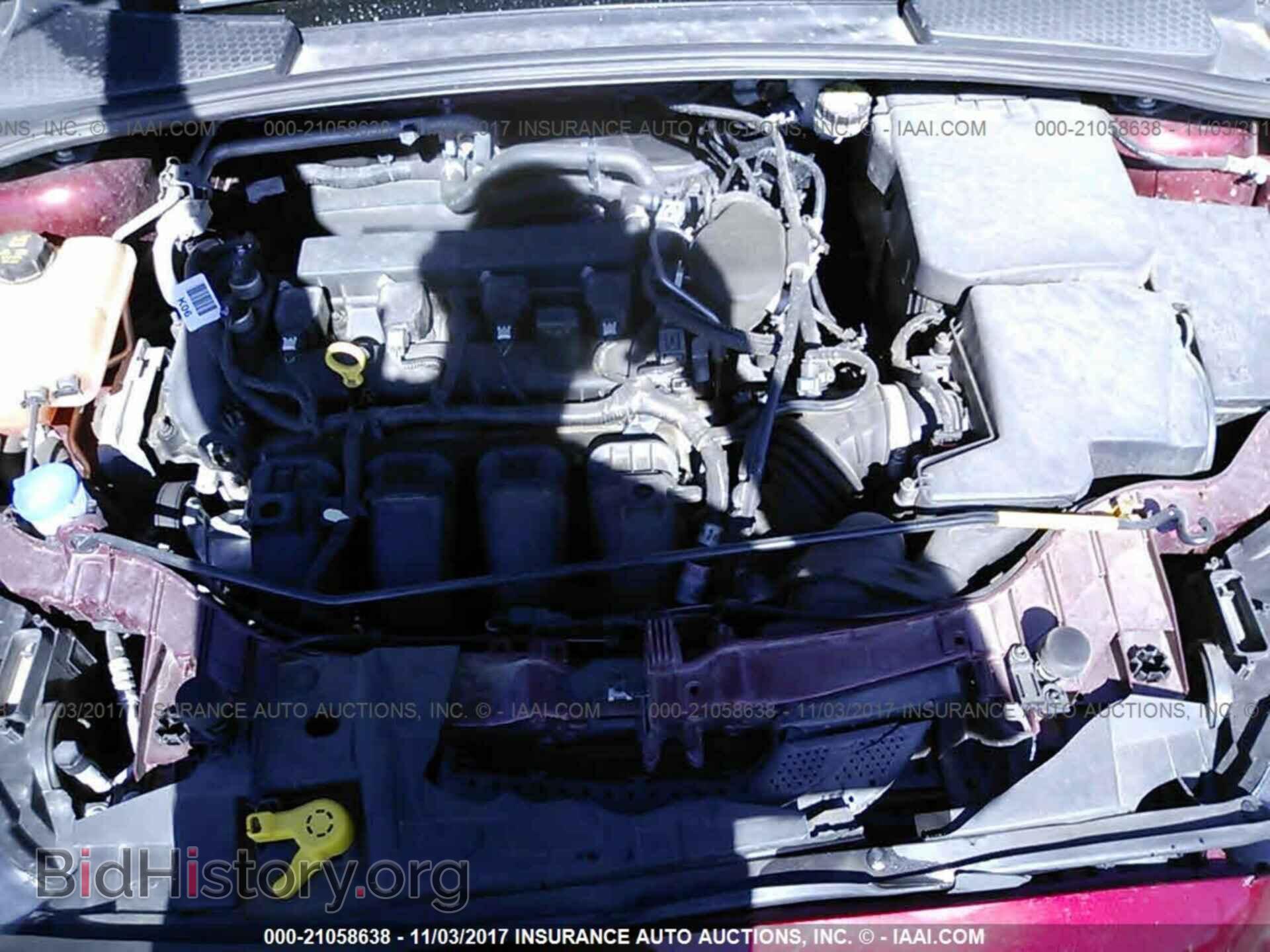 2016 Ford Focus - VIN: 1FADP3K26GL212395 - Photo 10