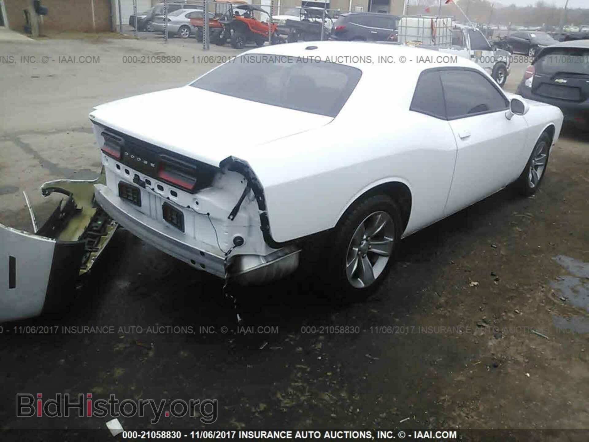 2015 Dodge Challenger - VIN: 2C3CDZAG5FH704642 - Photo 4
