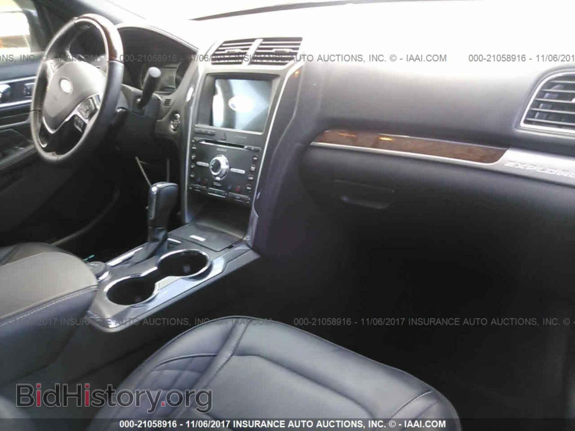2017 Ford Explorer - VIN: 1FM5K8HT6HGC75092 - Photo 5