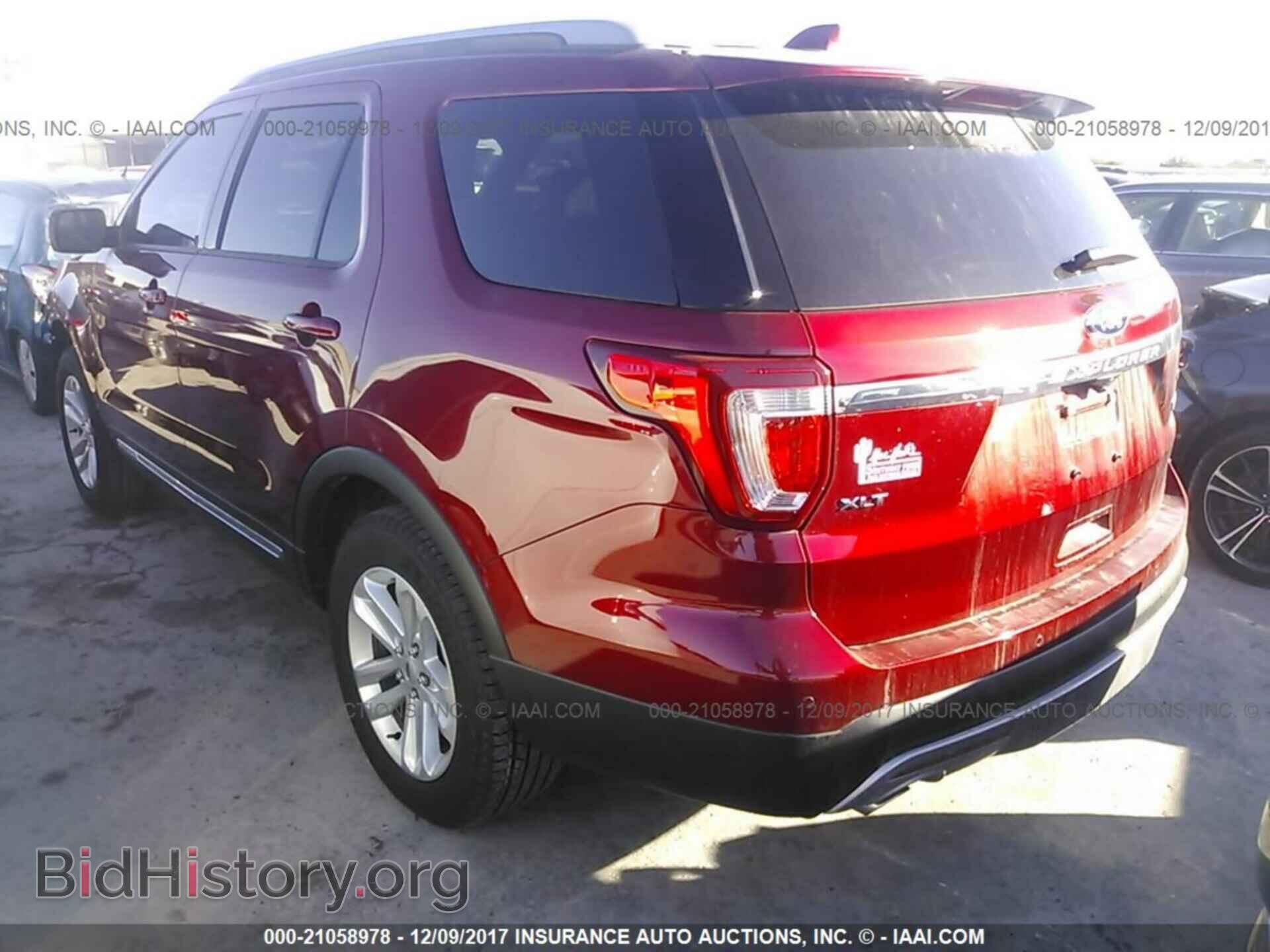 2017 Ford Explorer - VIN: 1FM5K7DH8HGC31686 - Photo 3