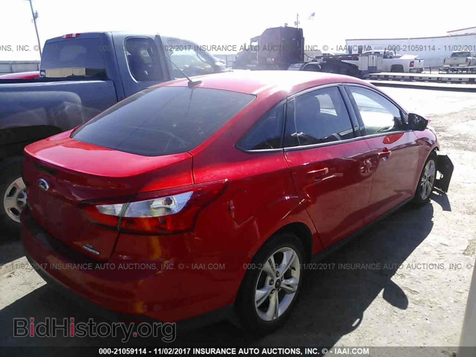 2013 Ford Focus - VIN: 1FADP3F28DL185335 - Photo 4