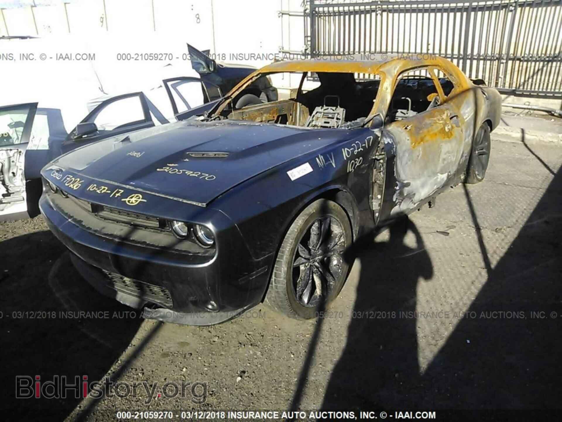 2016 Dodge Challenger - VIN: 2C3CDZAG9GH256682 - Photo 2