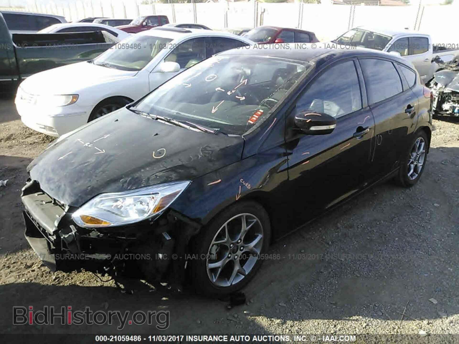 2013 Ford Focus - VIN: 1FADP3K29DL335426 - Photo 2