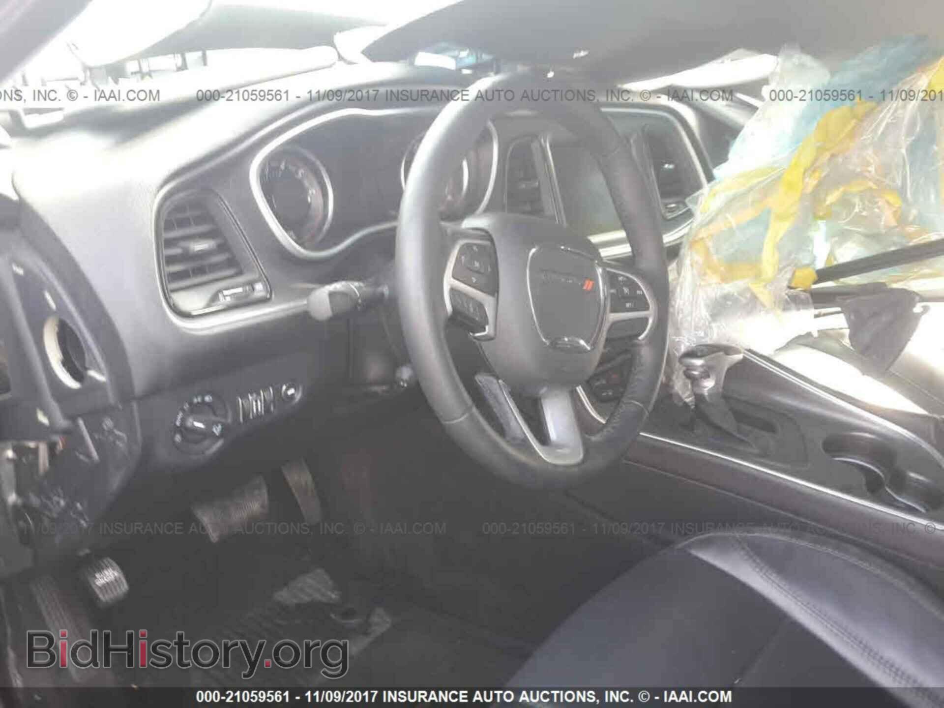 2016 Dodge Challenger - VIN: 2C3CDZAG4GH345785 - Photo 8