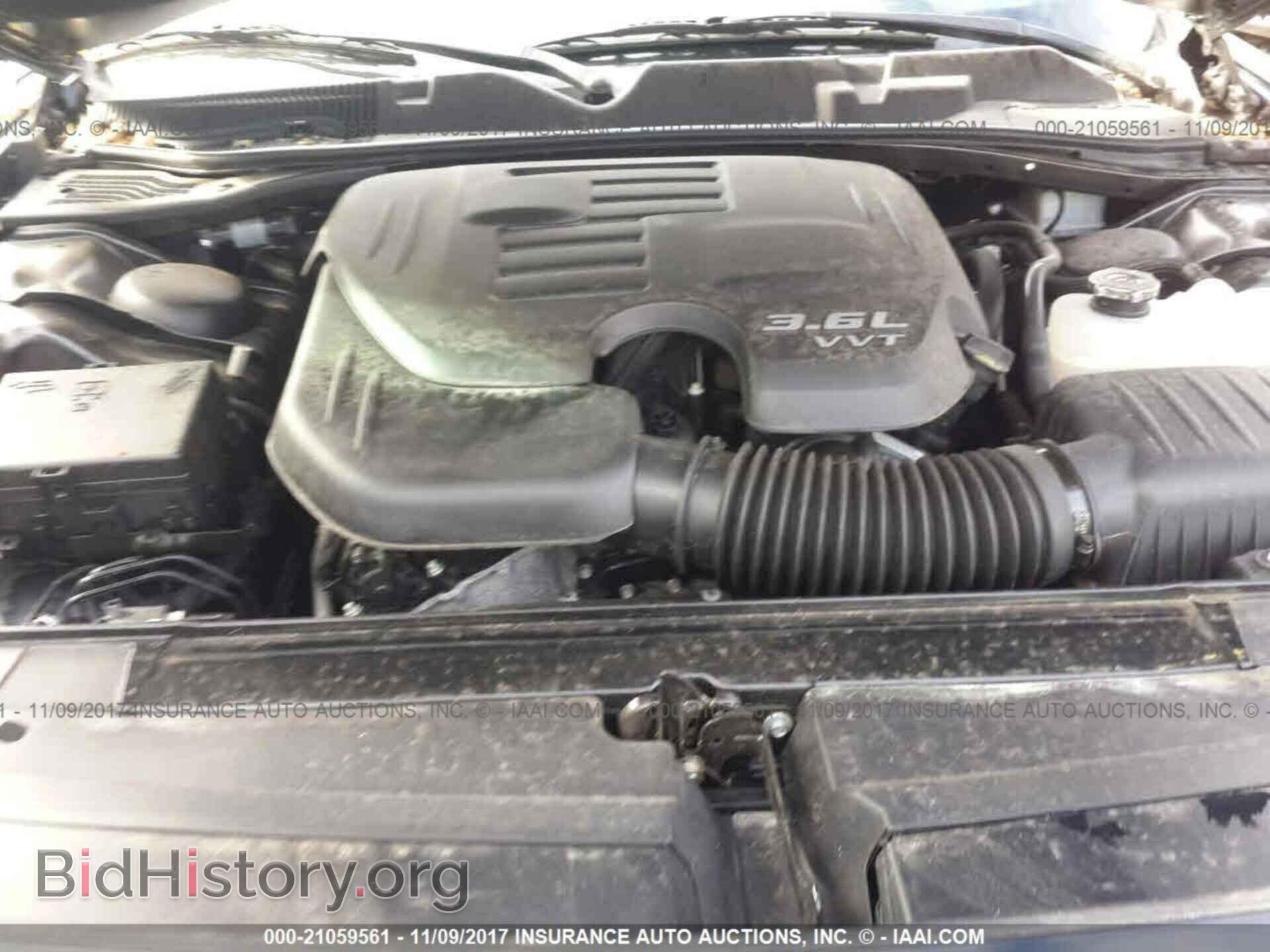 2016 Dodge Challenger - VIN: 2C3CDZAG4GH345785 - Photo 10