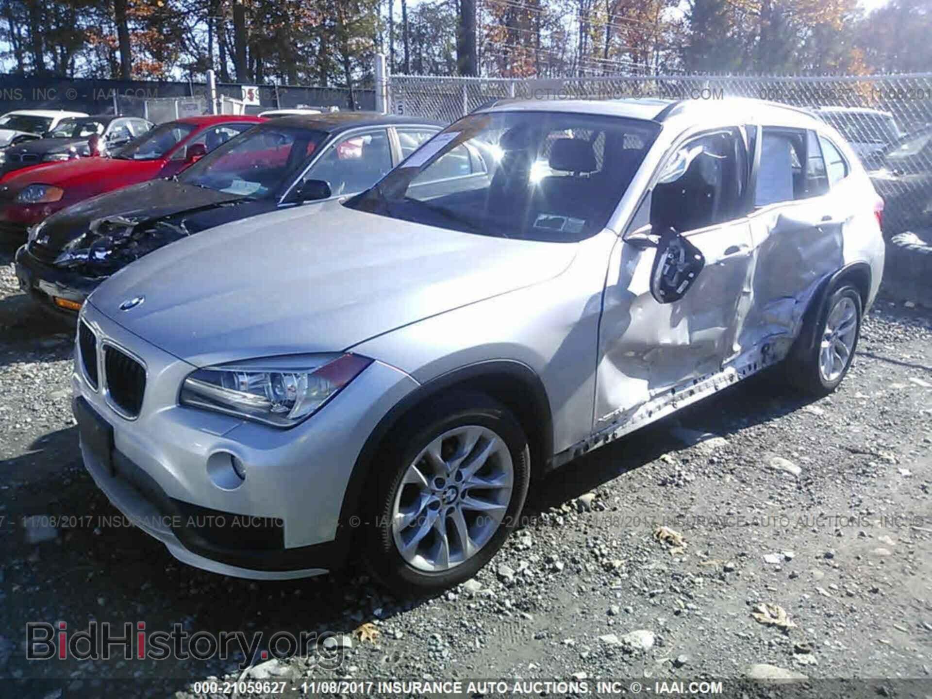 2015 Bmw X1 - VIN: WBAVL1C58FVY35590 - Фото 2