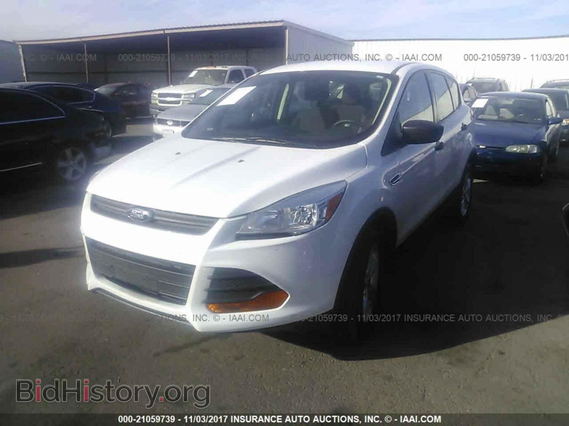 2015 Ford Escape - VIN: 1FMCU0F77FUC80020 - Photo 2
