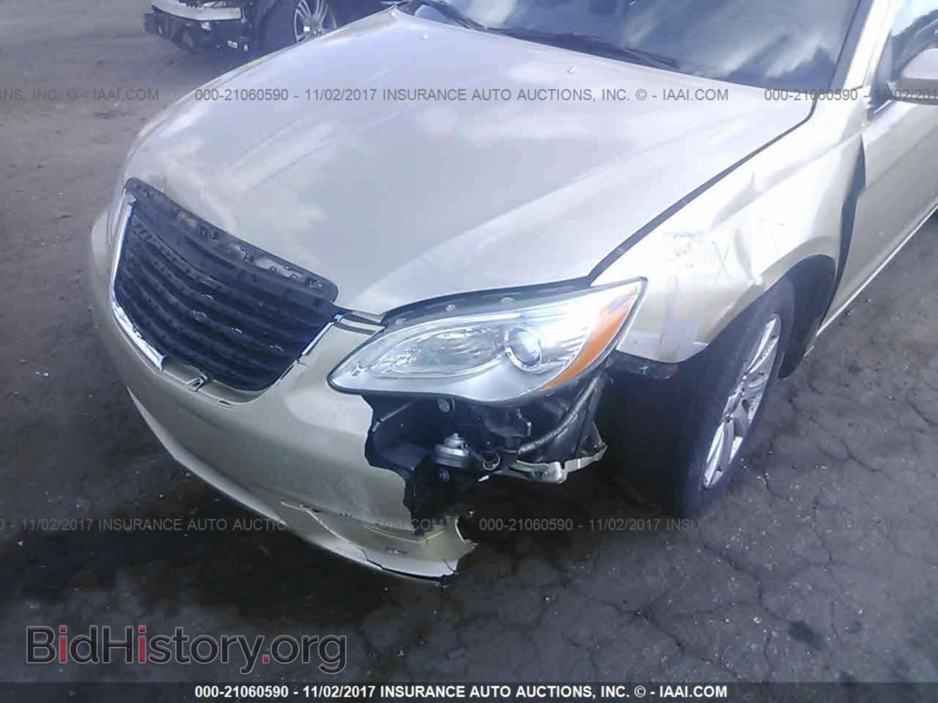 2011 Chrysler 200 - VIN: 1C3BC1FG8BN503733 - Photo 6