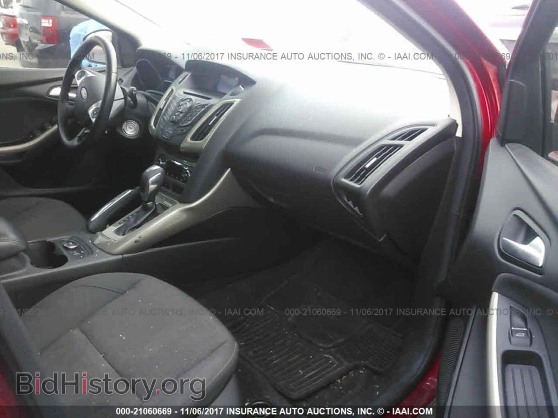 2012 Ford Focus - VIN: 1FAHP3M24CL429100 - Photo 5