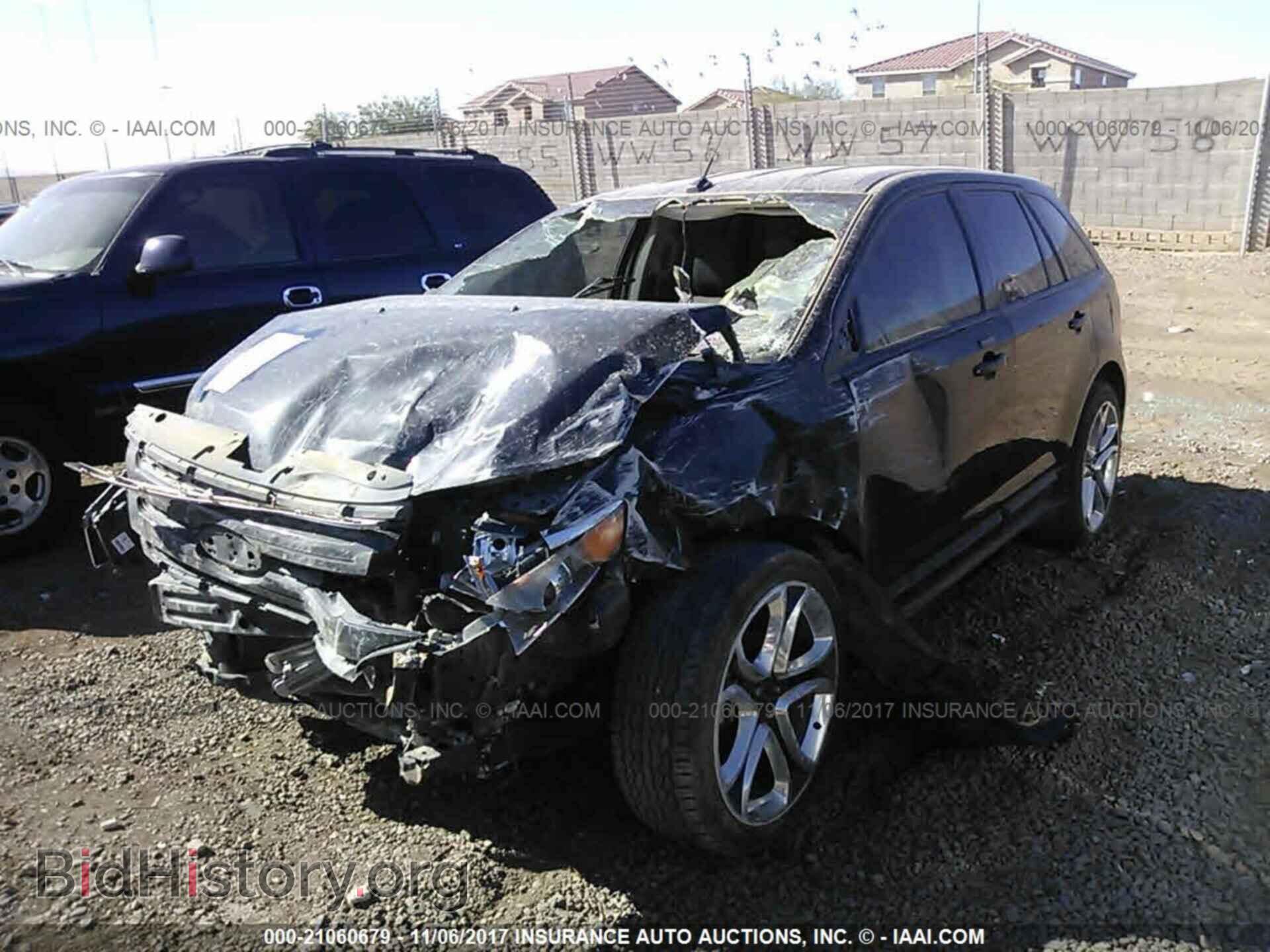 2011 Ford Edge - VIN: 2FMDK3AK4BBB68119 - Фото 2