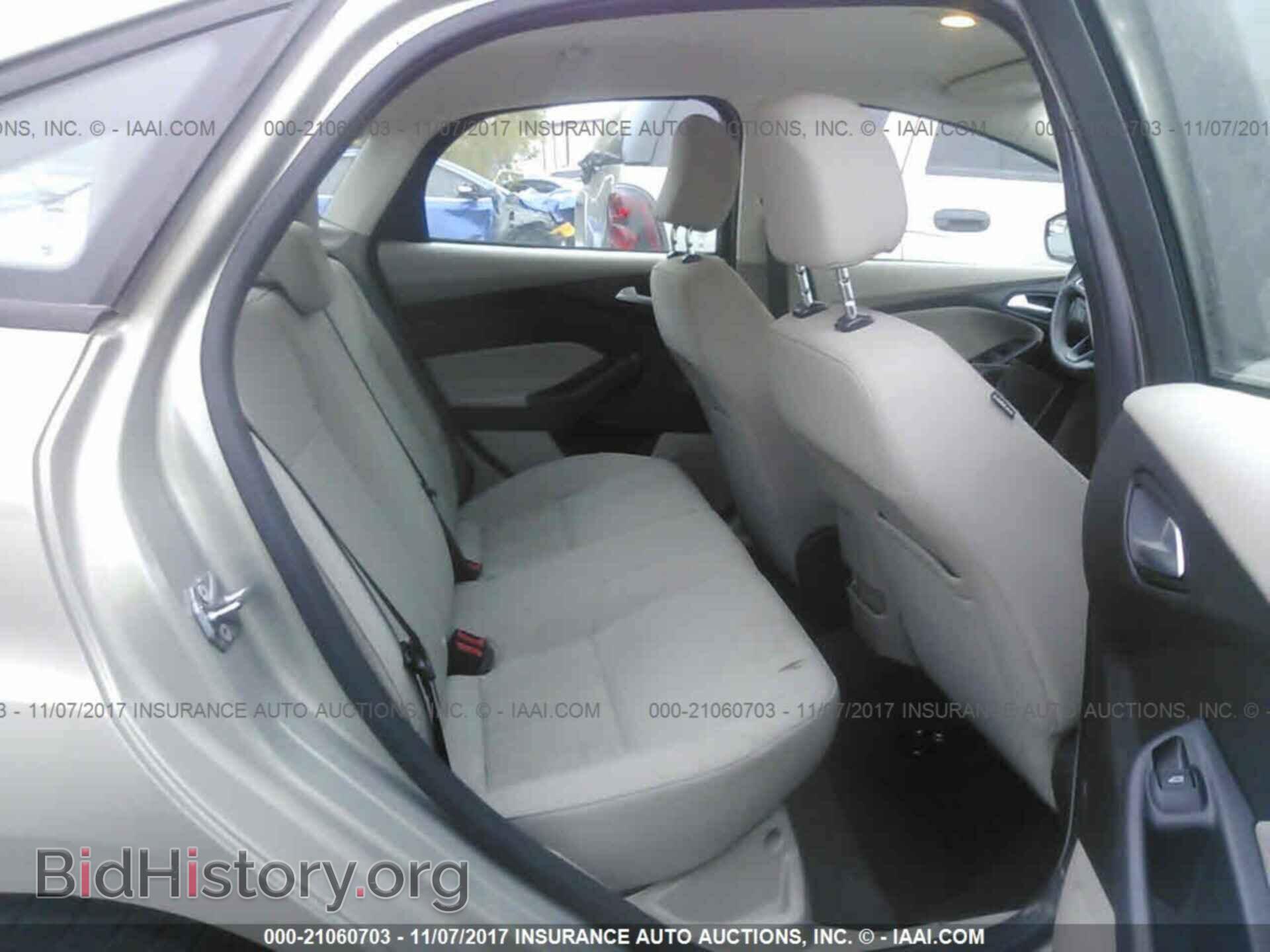 2015 Ford Focus - VIN: 1FADP3F22FL299561 - Photo 8