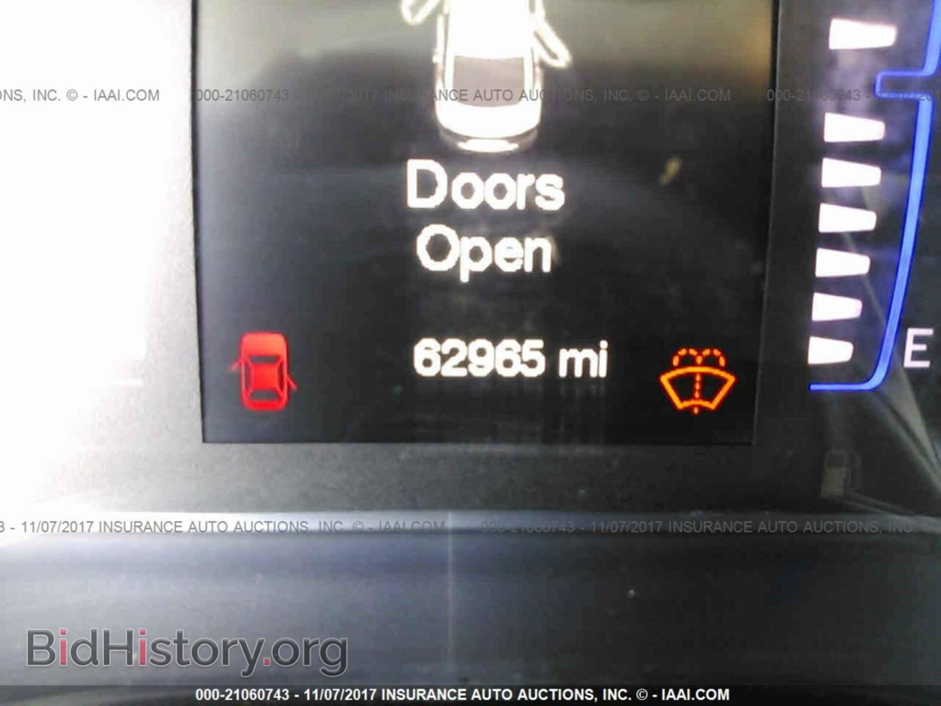 2015 Chrysler 200 - VIN: 1C3CCCAB1FN681307 - Фото 7