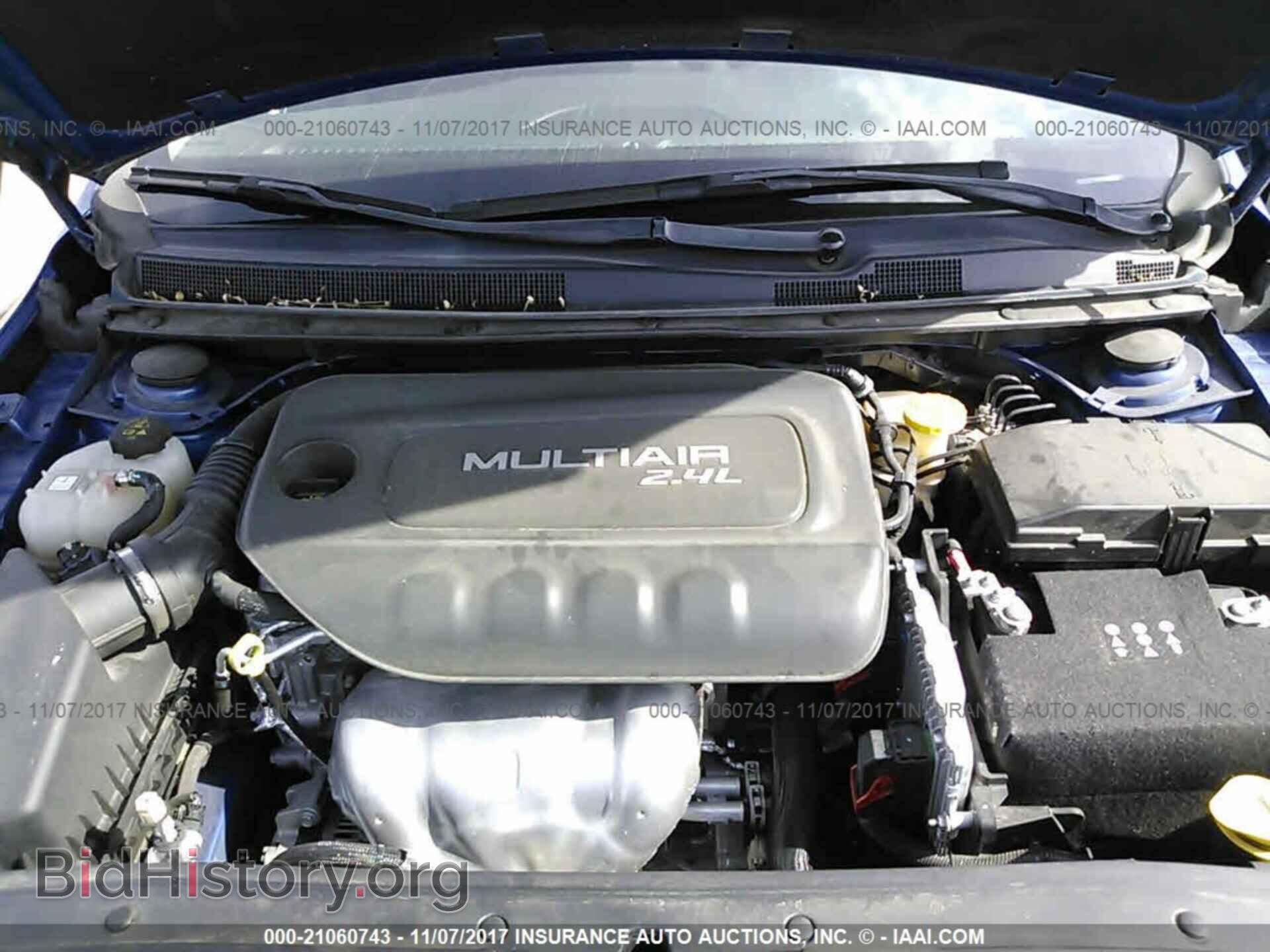 2015 Chrysler 200 - VIN: 1C3CCCAB1FN681307 - Фото 10