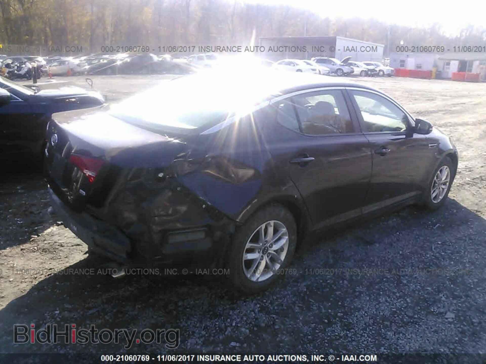 2011 Kia Optima - VIN: KNAGM4A78B5055322 - Фото 4