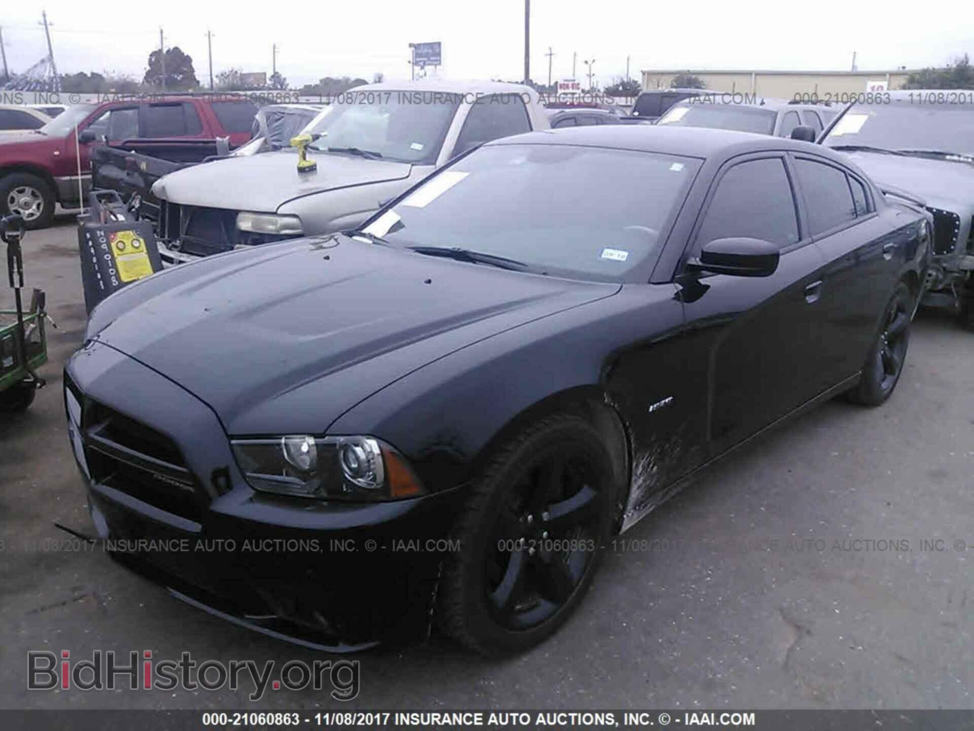 2014 Dodge Charger - VIN: 2C3CDXCT9EH164760 - Photo 2