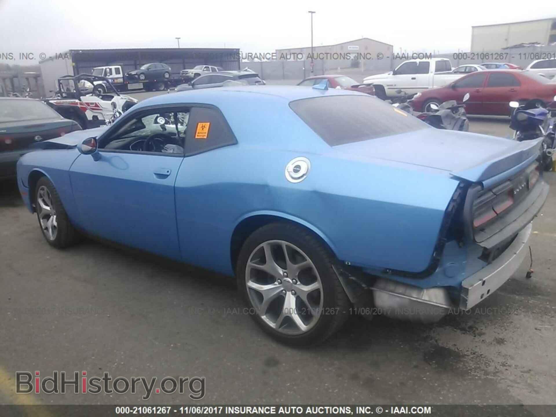 2016 Dodge Challenger - VIN: 2C3CDZAG9GH102022 - Photo 3