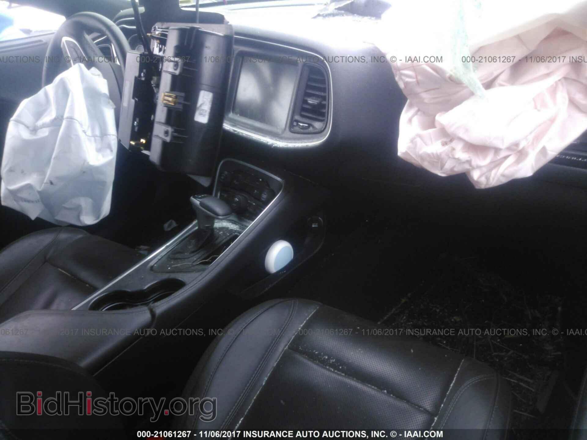 2016 Dodge Challenger - VIN: 2C3CDZAG9GH102022 - Photo 5