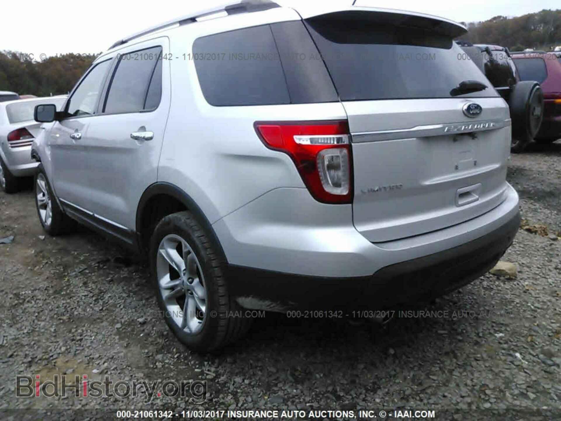 2013 Ford Explorer - VIN: 1FM5K8F86DGC02152 - Фото 3