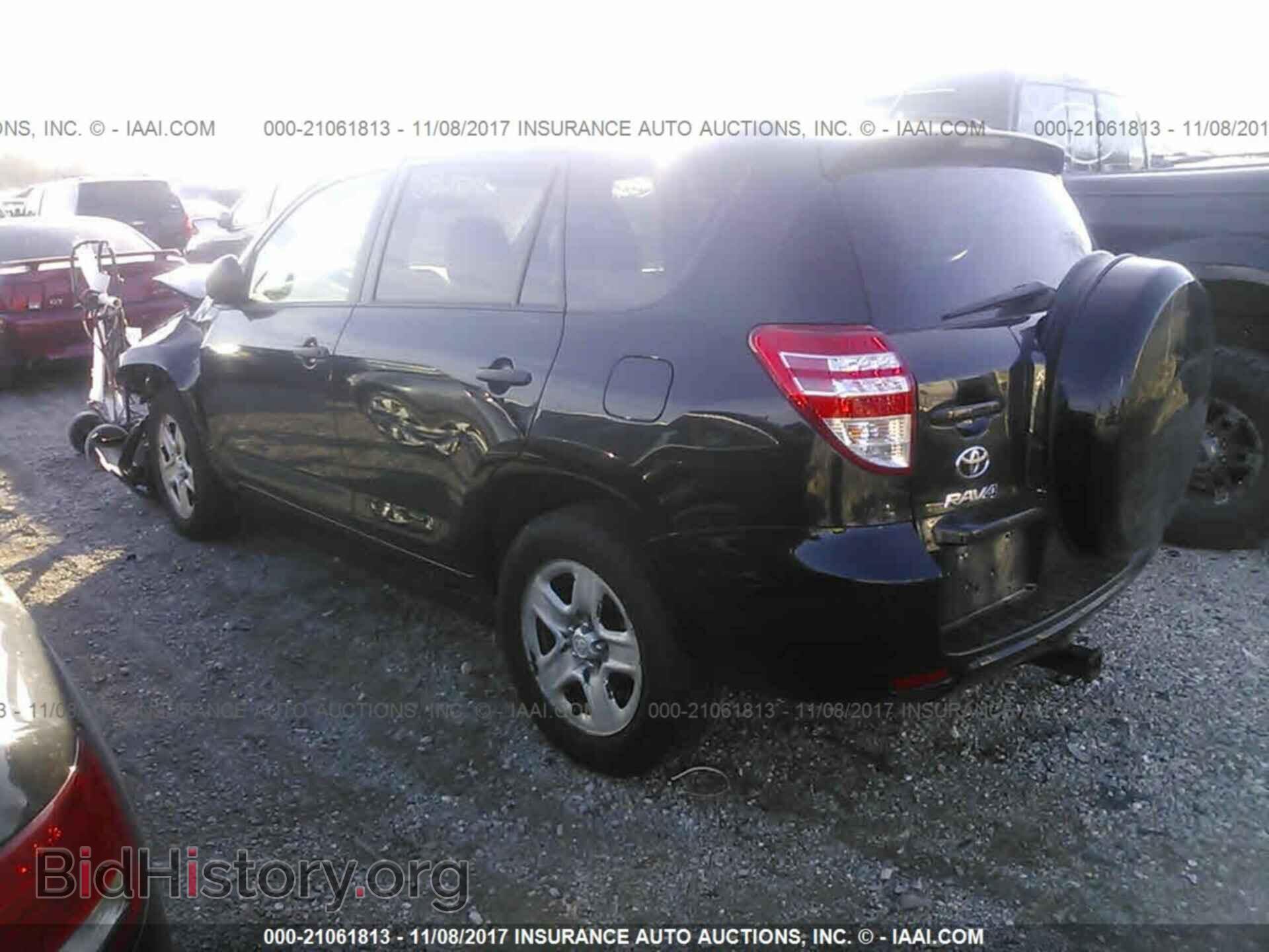 2011 Toyota Rav4 - VIN: 2T3JF4DV3BW156533 - Фото 3