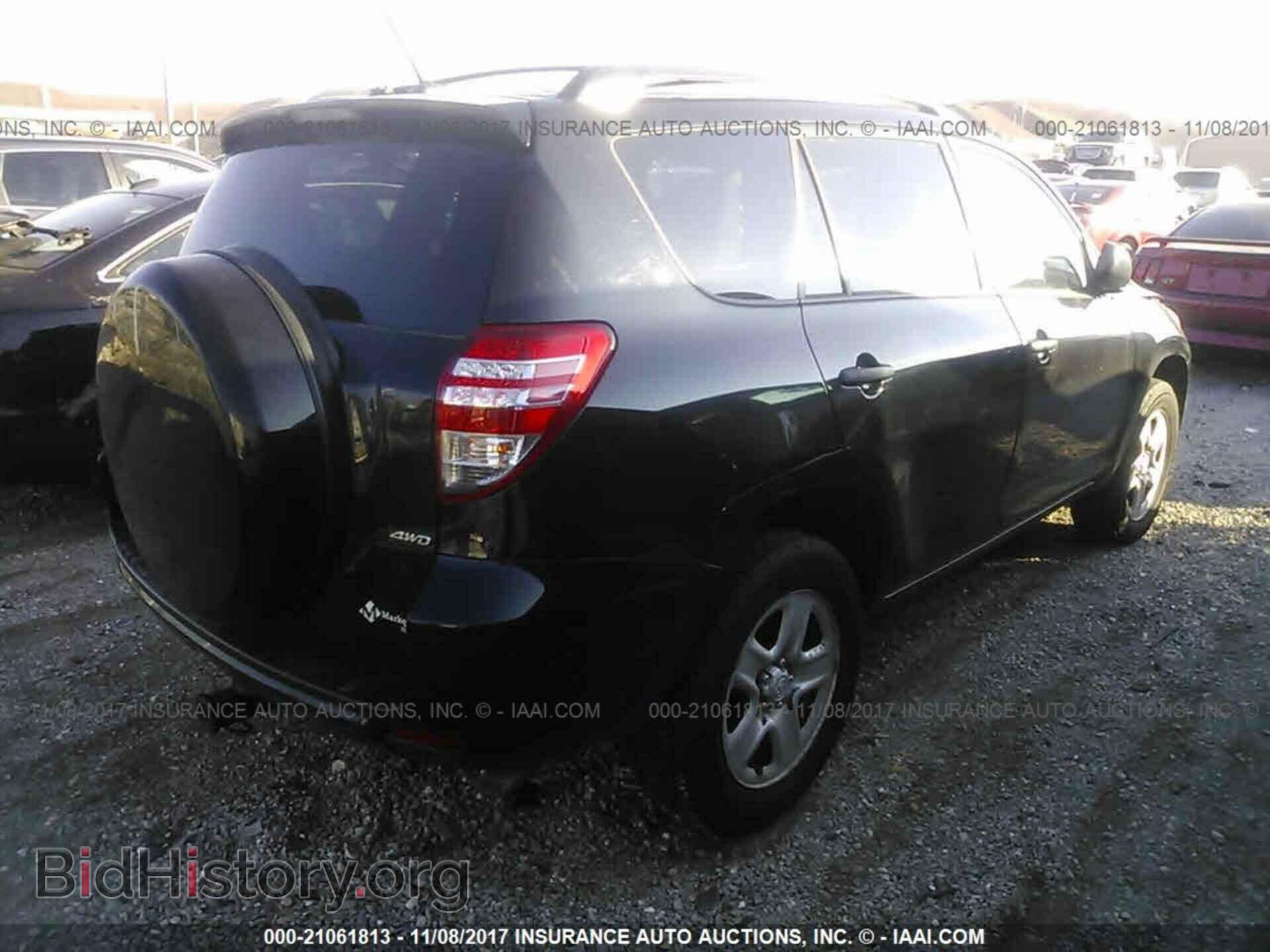 2011 Toyota Rav4 - VIN: 2T3JF4DV3BW156533 - Фото 4